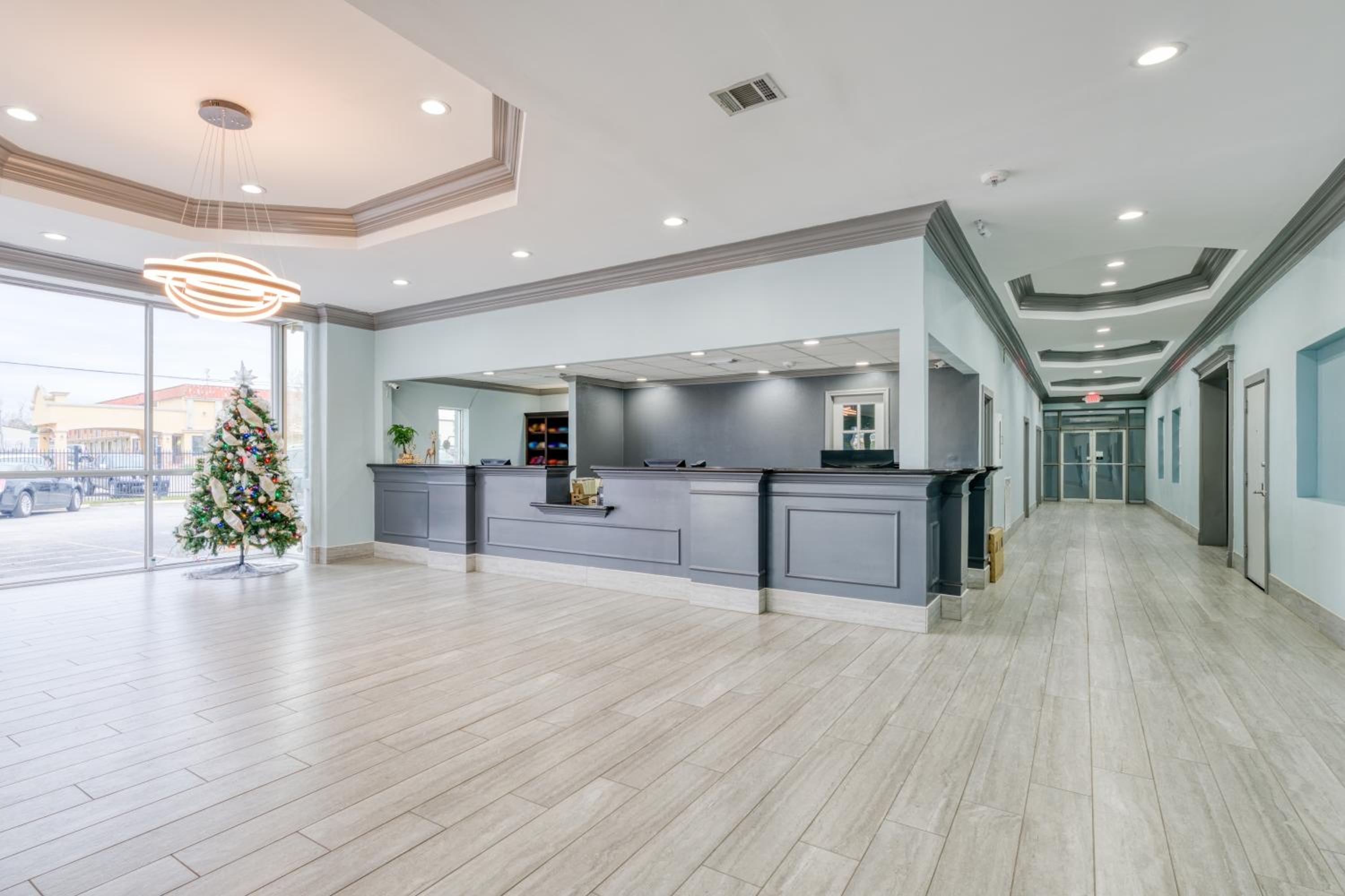 Hotel Elev8 - Property Image 3