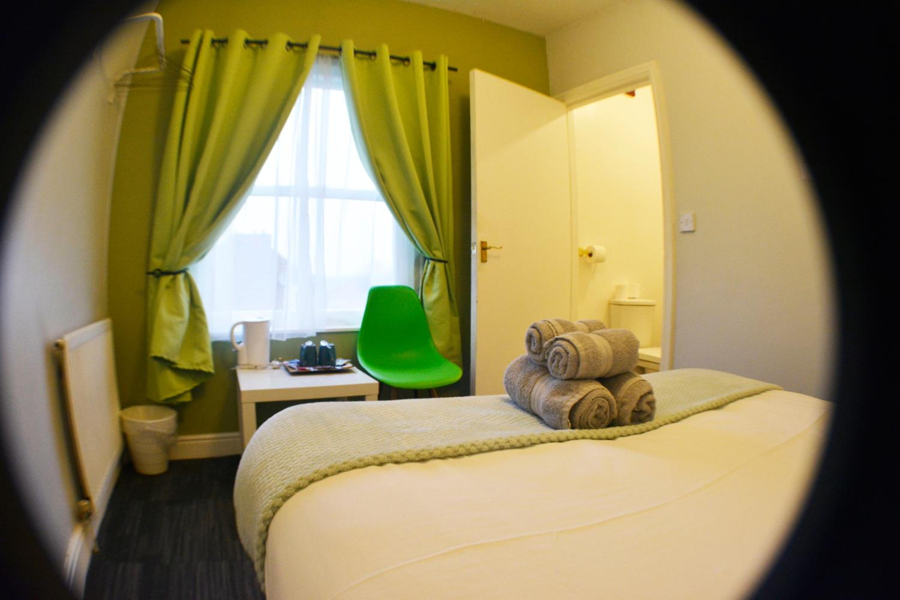 Queens Guesthouse Manchester