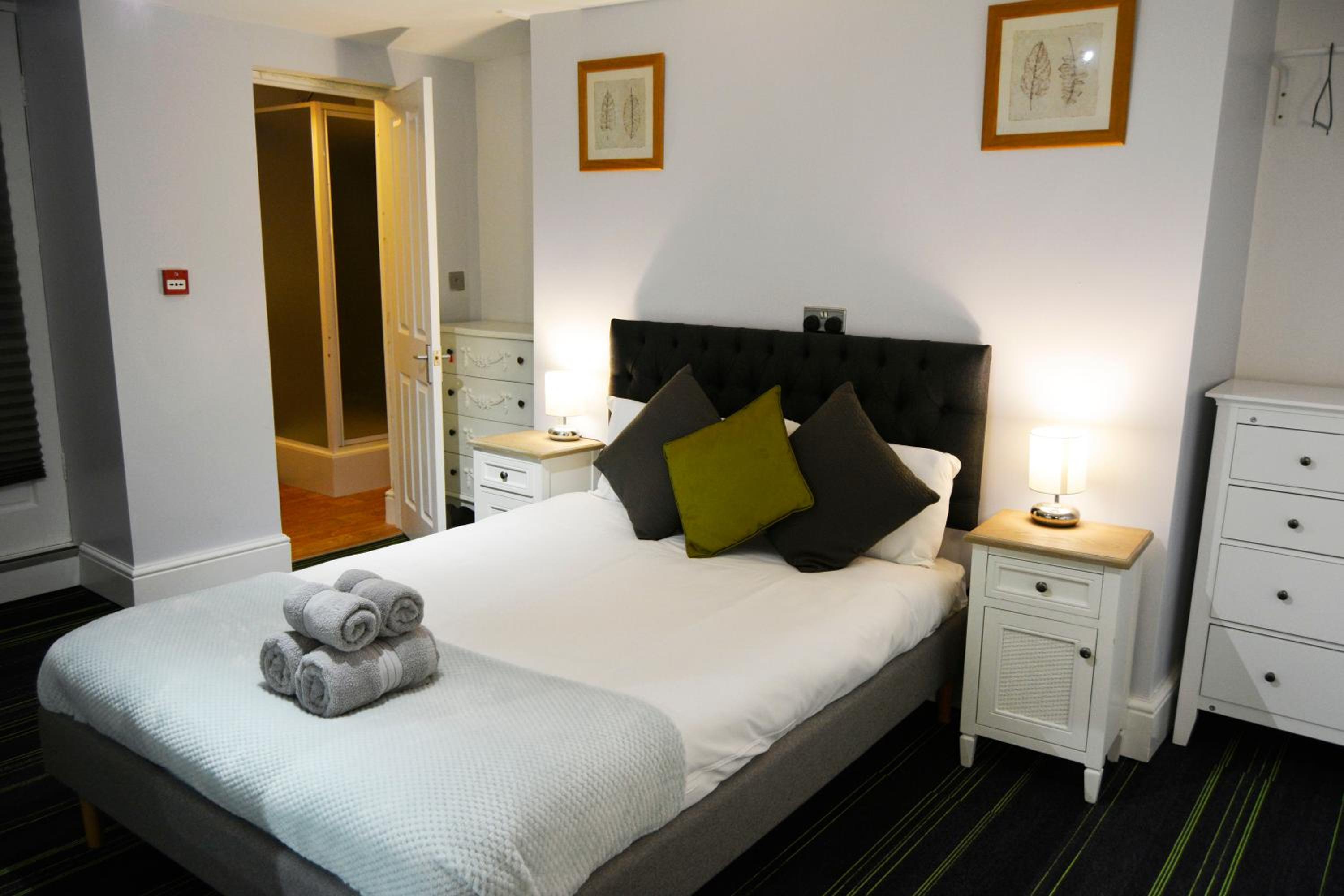 Queens Guesthouse Manchester