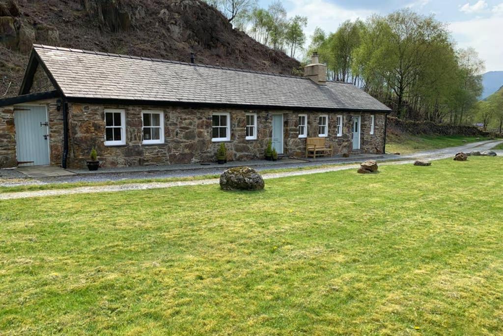 Sygun Cottage - Detached Cottage in the heart of the Snowdonia National Park view 3