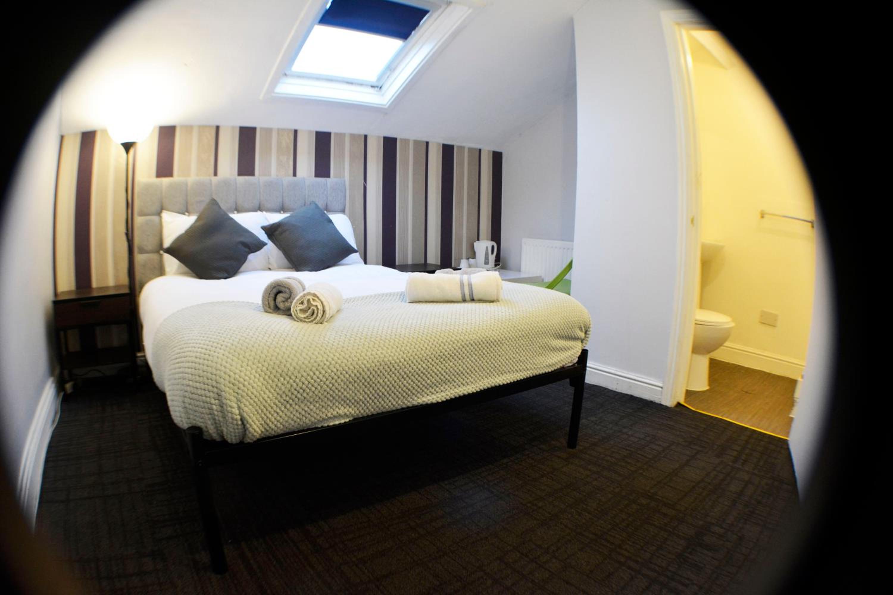 Queens Guesthouse Manchester