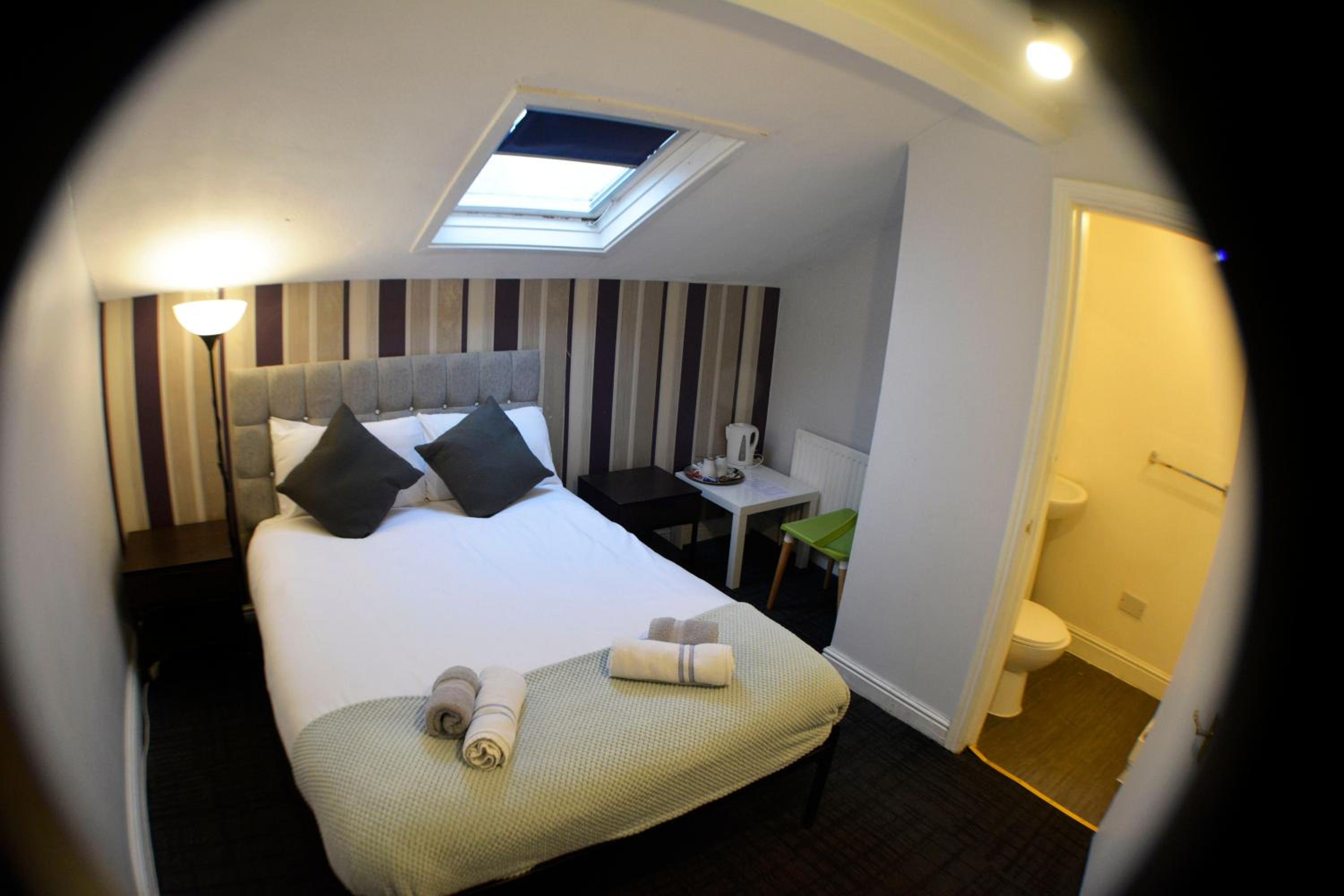 Queens Guesthouse Manchester