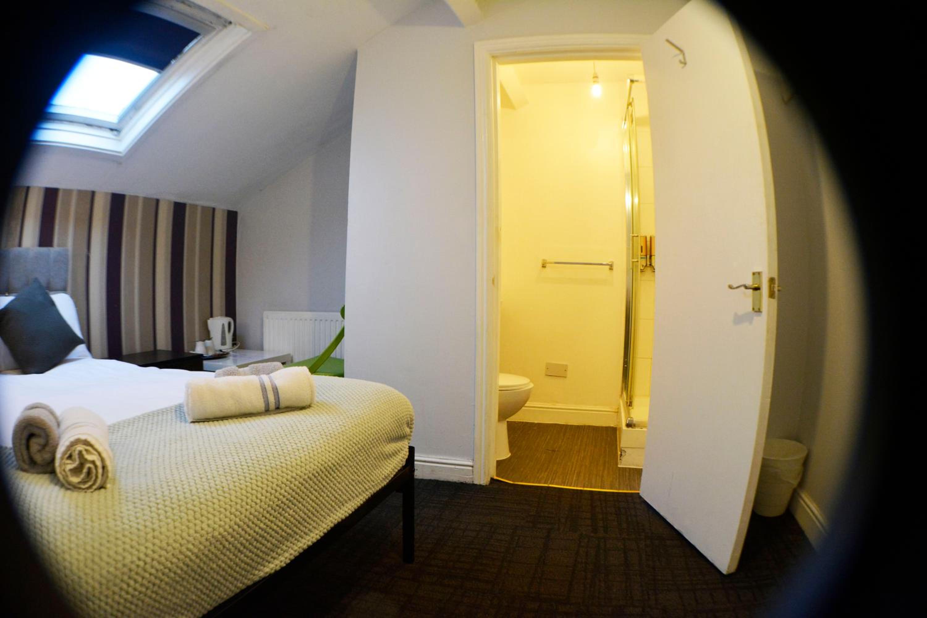 Queens Guesthouse Manchester