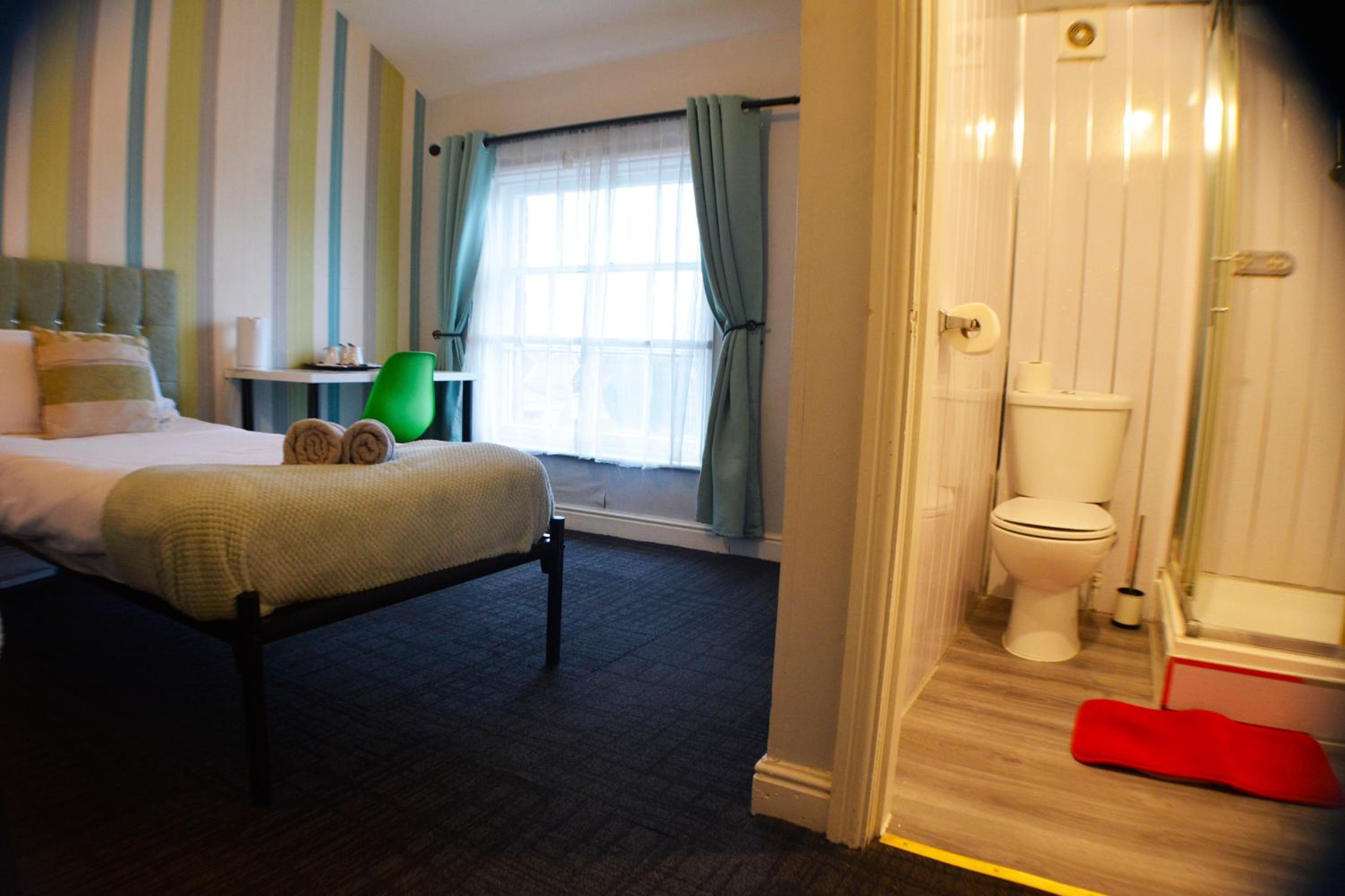Queens Guesthouse Manchester