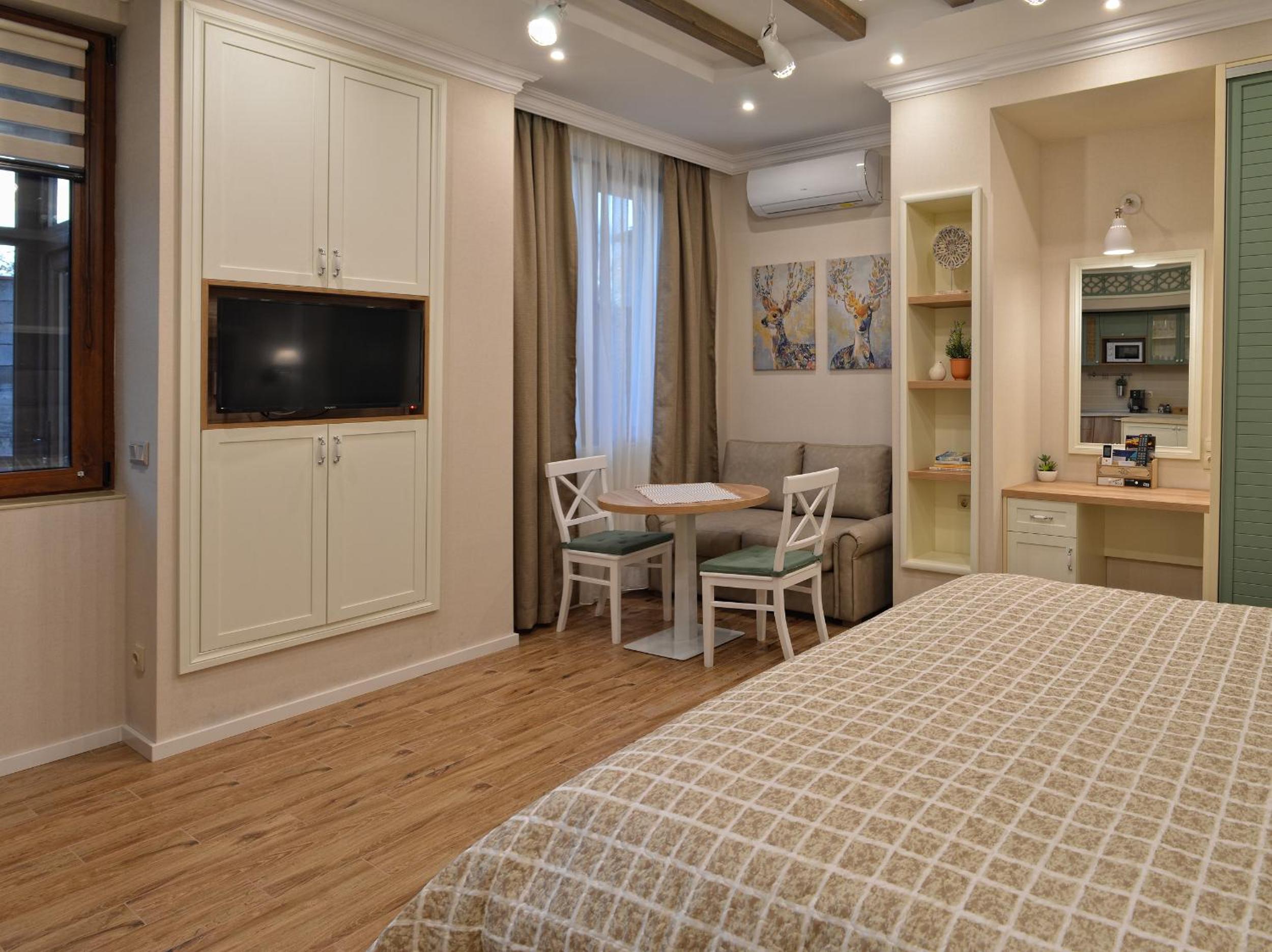 Divona Studio 2 view 4