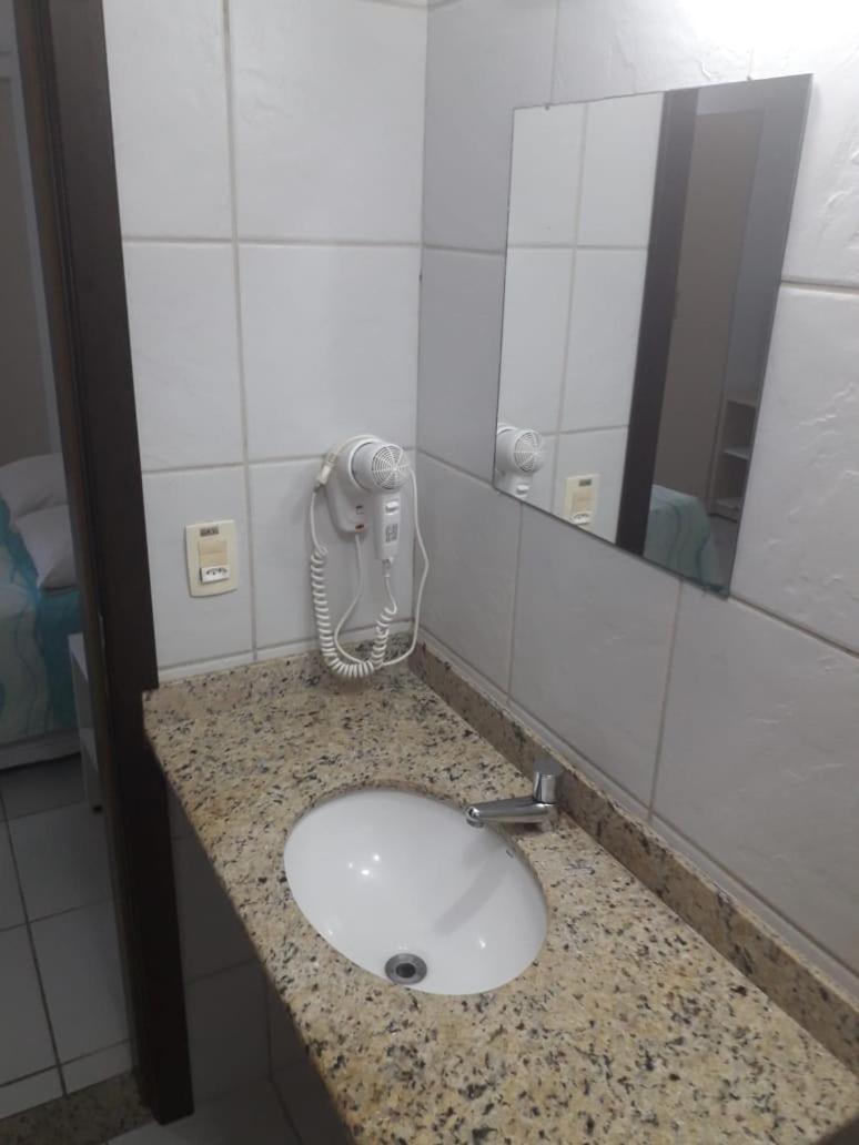 Marsallis Elegance Flat en Natal — bathroom