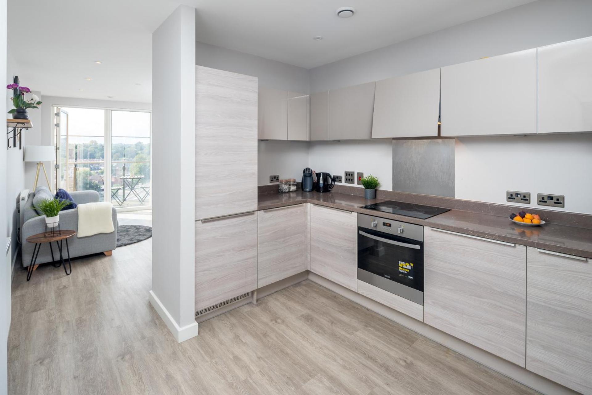 Vertex Luxury Suite - close to East Croydon Station view 5
