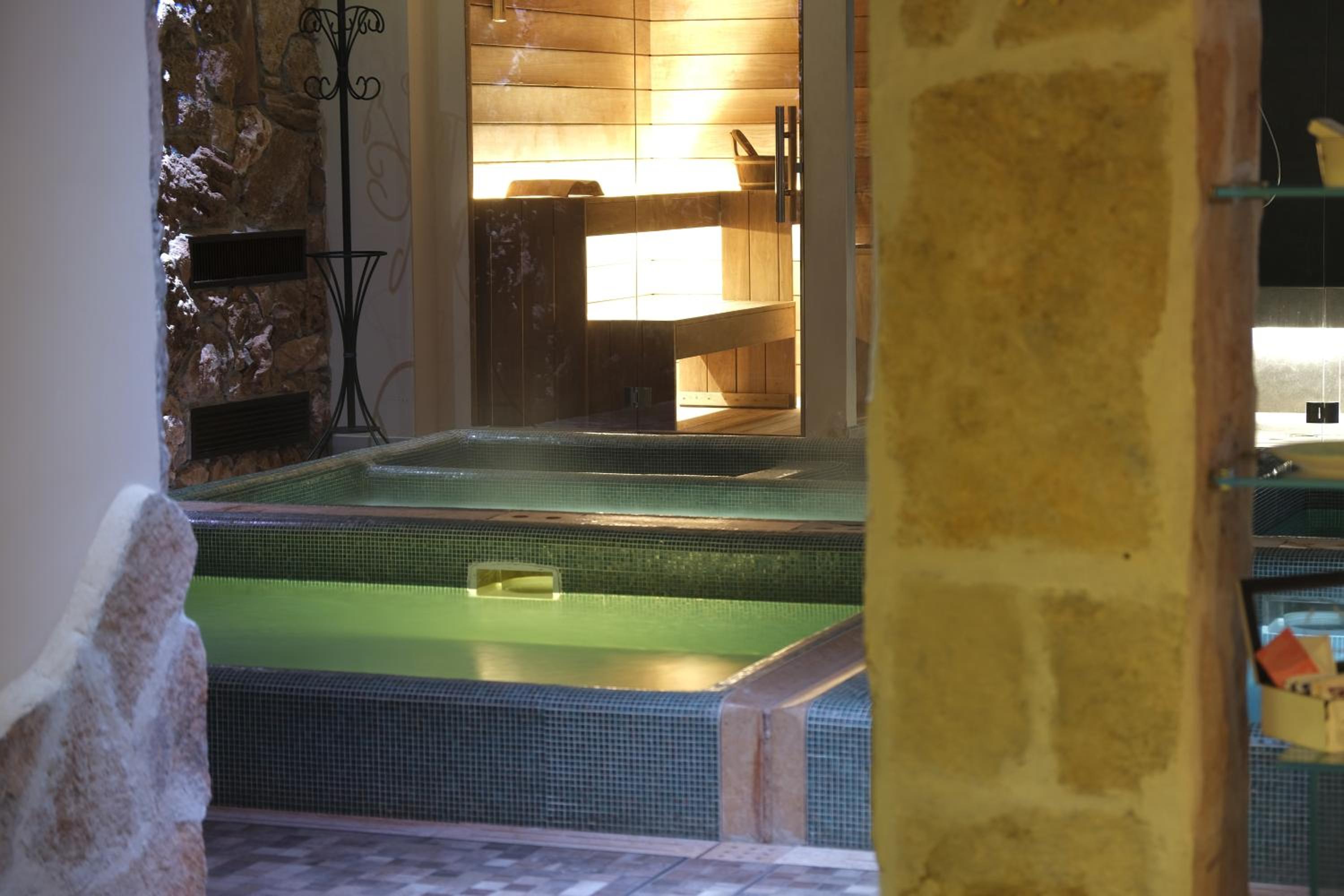 Inghirios Wellness Country Resort