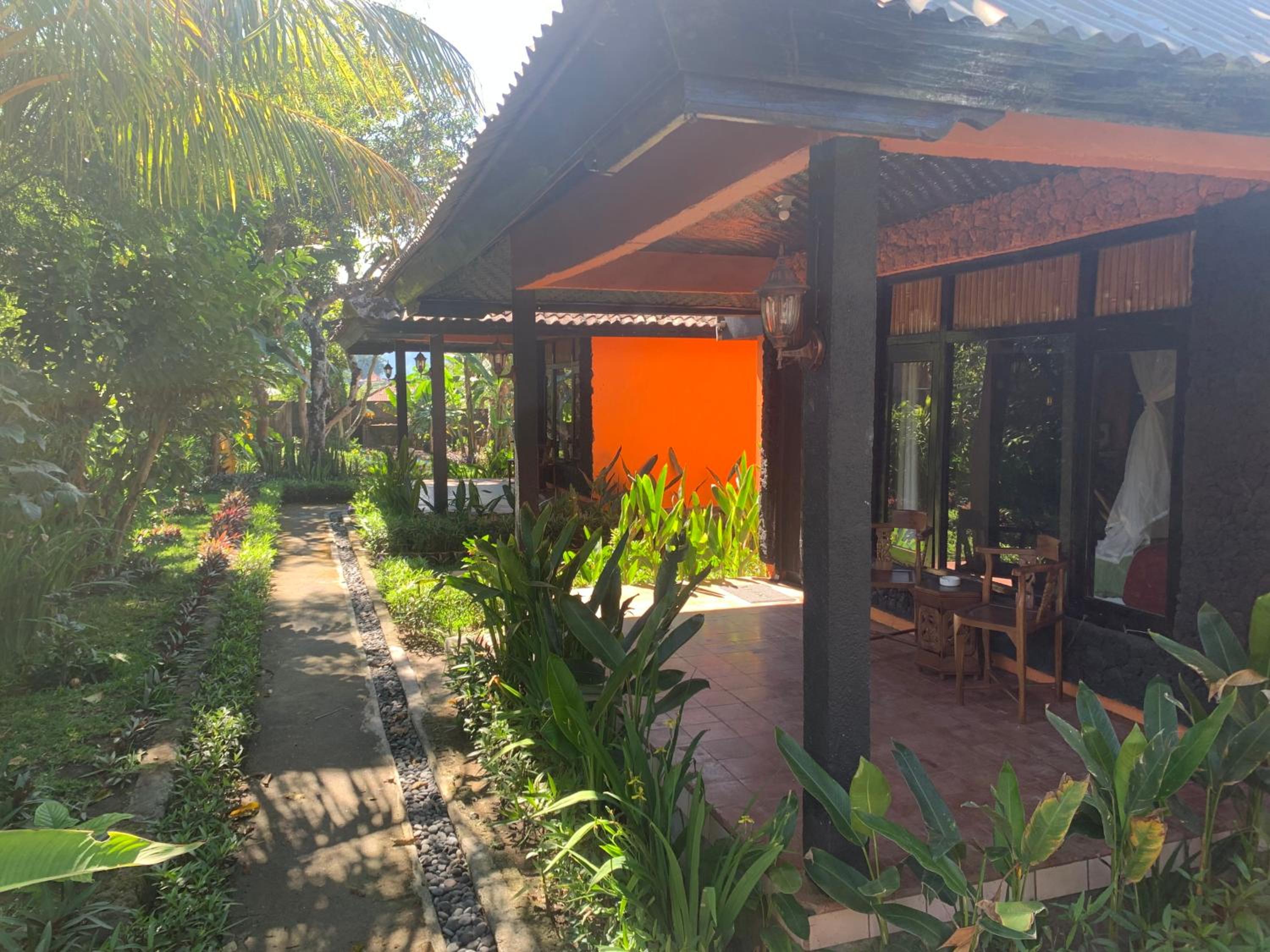 Batur Sunrise Guesthouse view 4