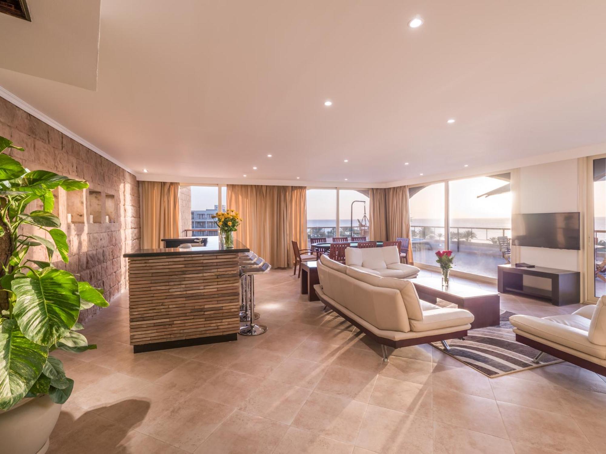 Fort Arabesque Resort, Spa & Villas