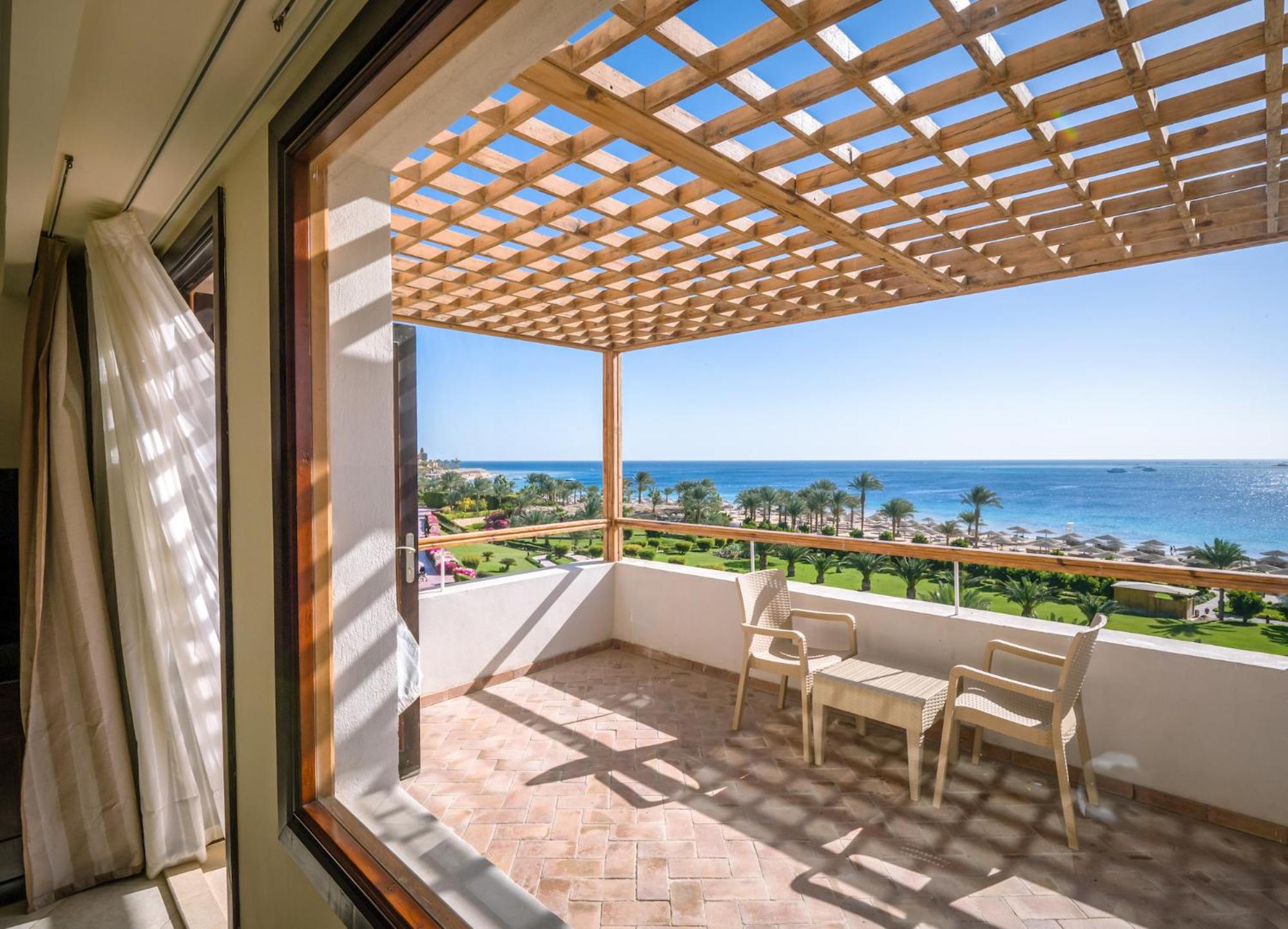 Fort Arabesque Resort, Spa & Villas