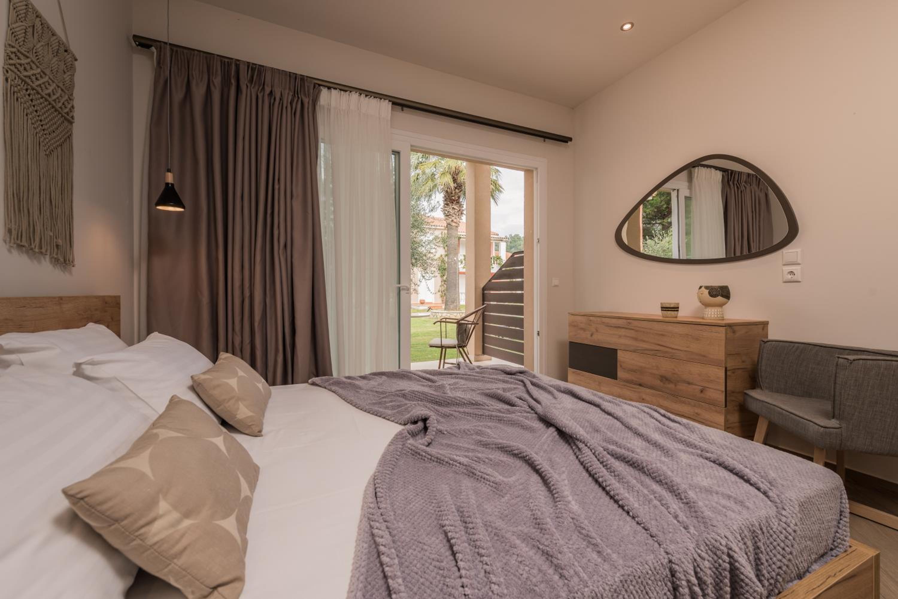Aeolos Boutique Hotel & Suites — photo 50