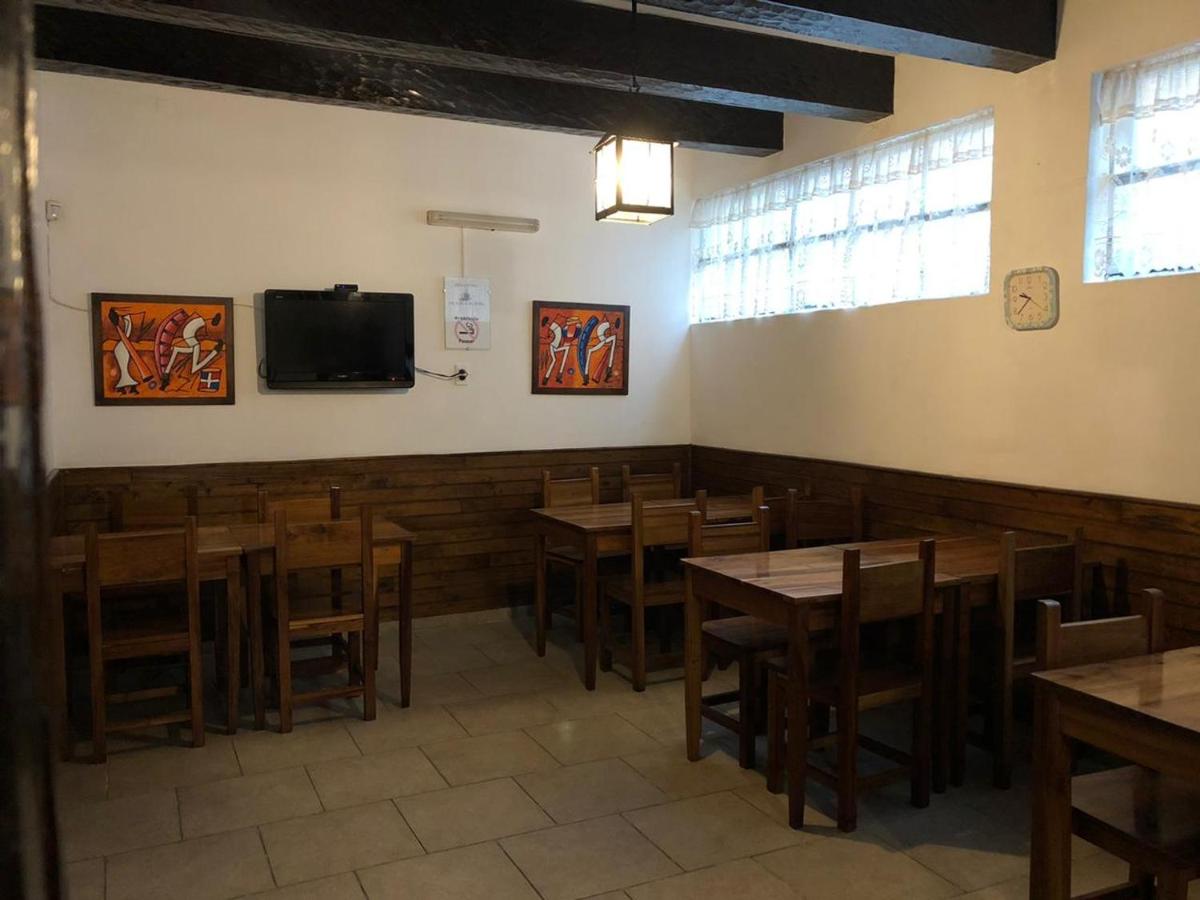 restaurant