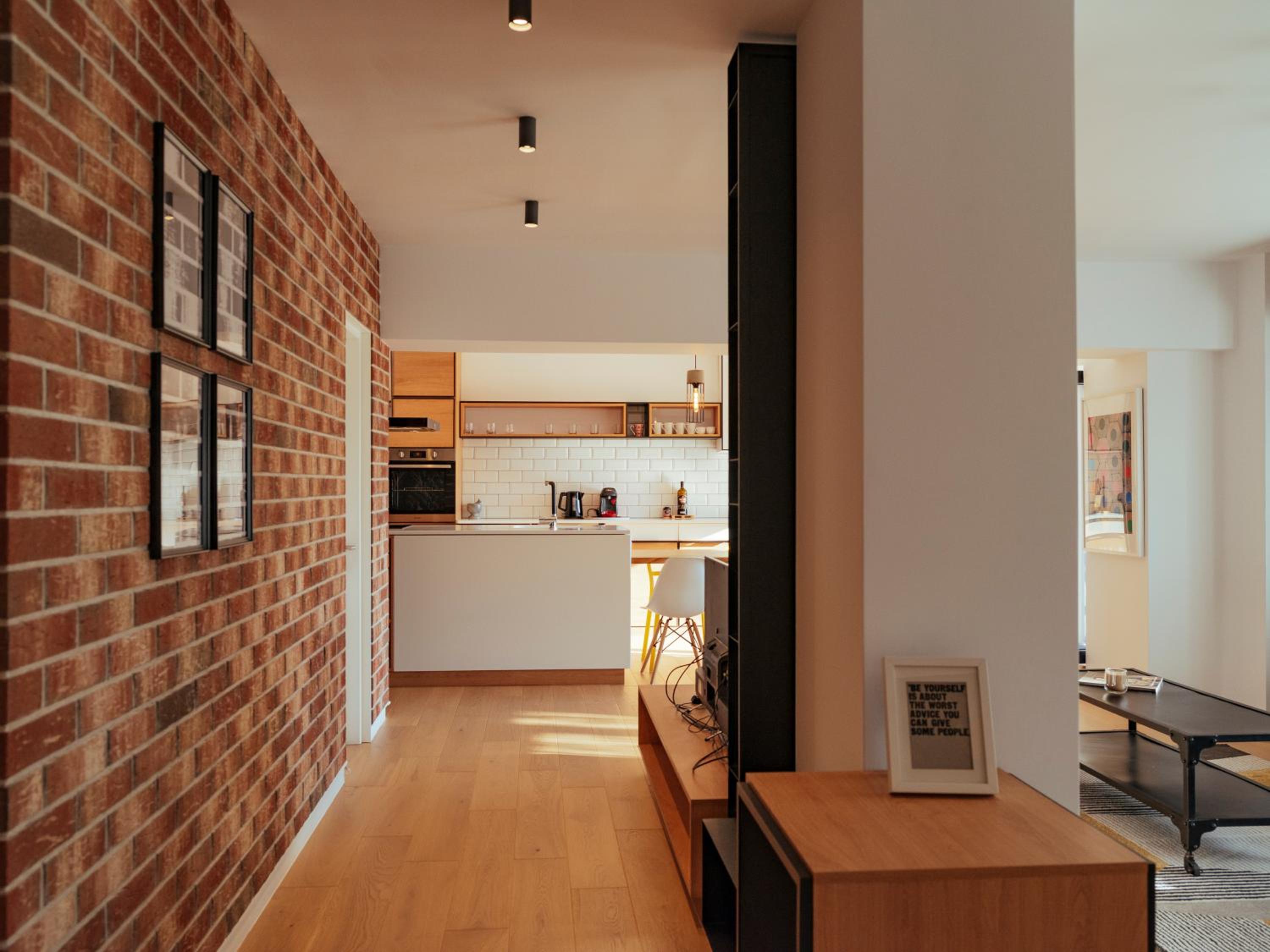 Central Modern Design Apartment view 5