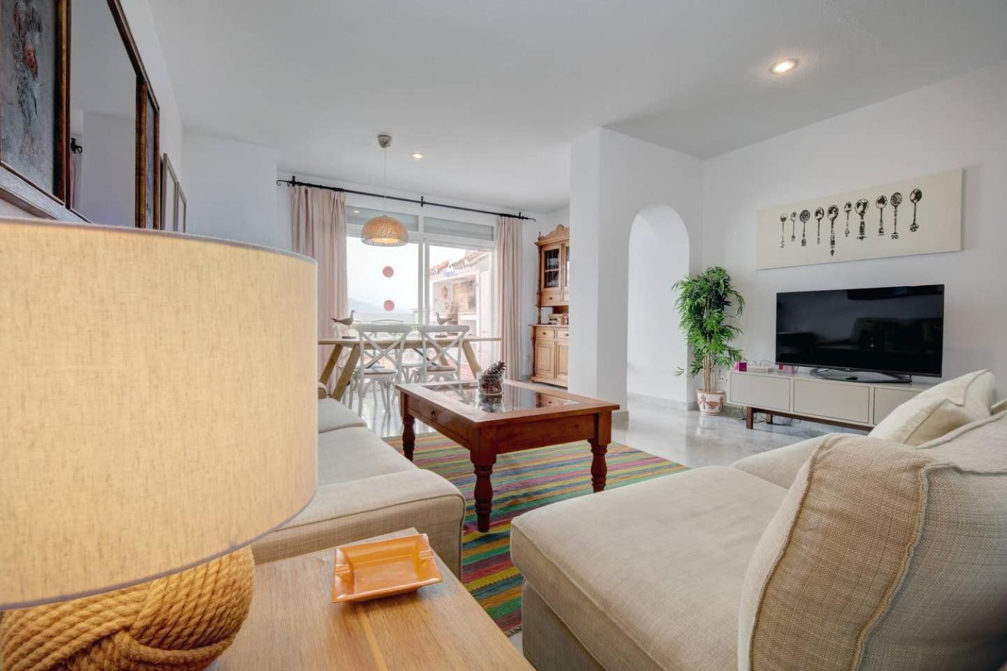 Spacious, Fresh and Fantastic Views