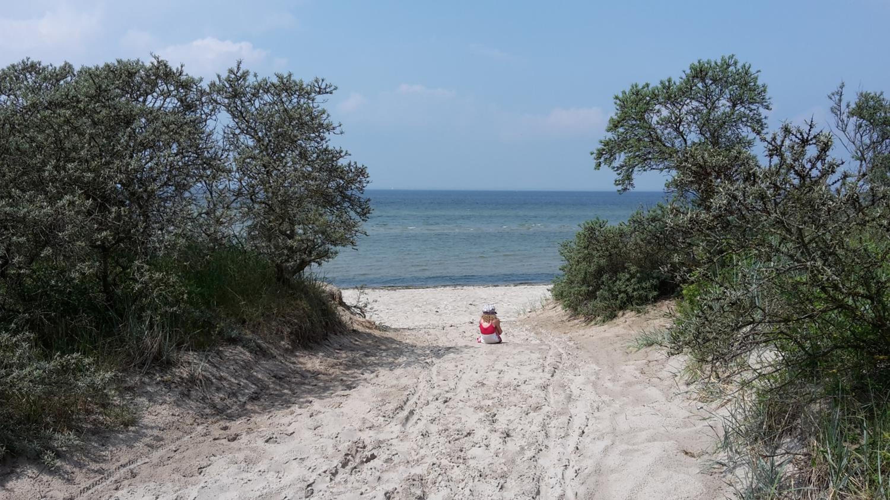 Am Pool und Strand 11