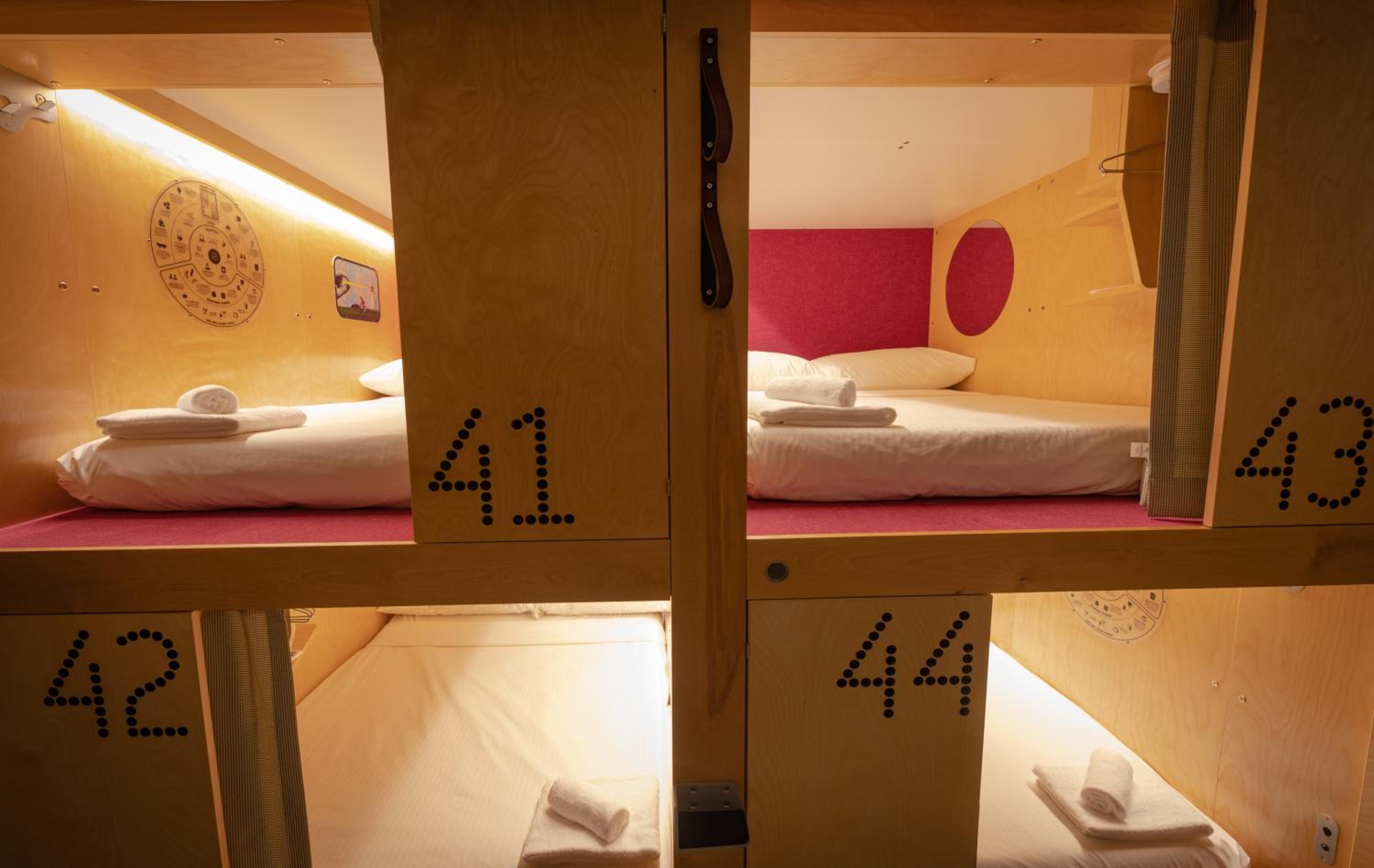 Pangea Pod Hotel - Image 4