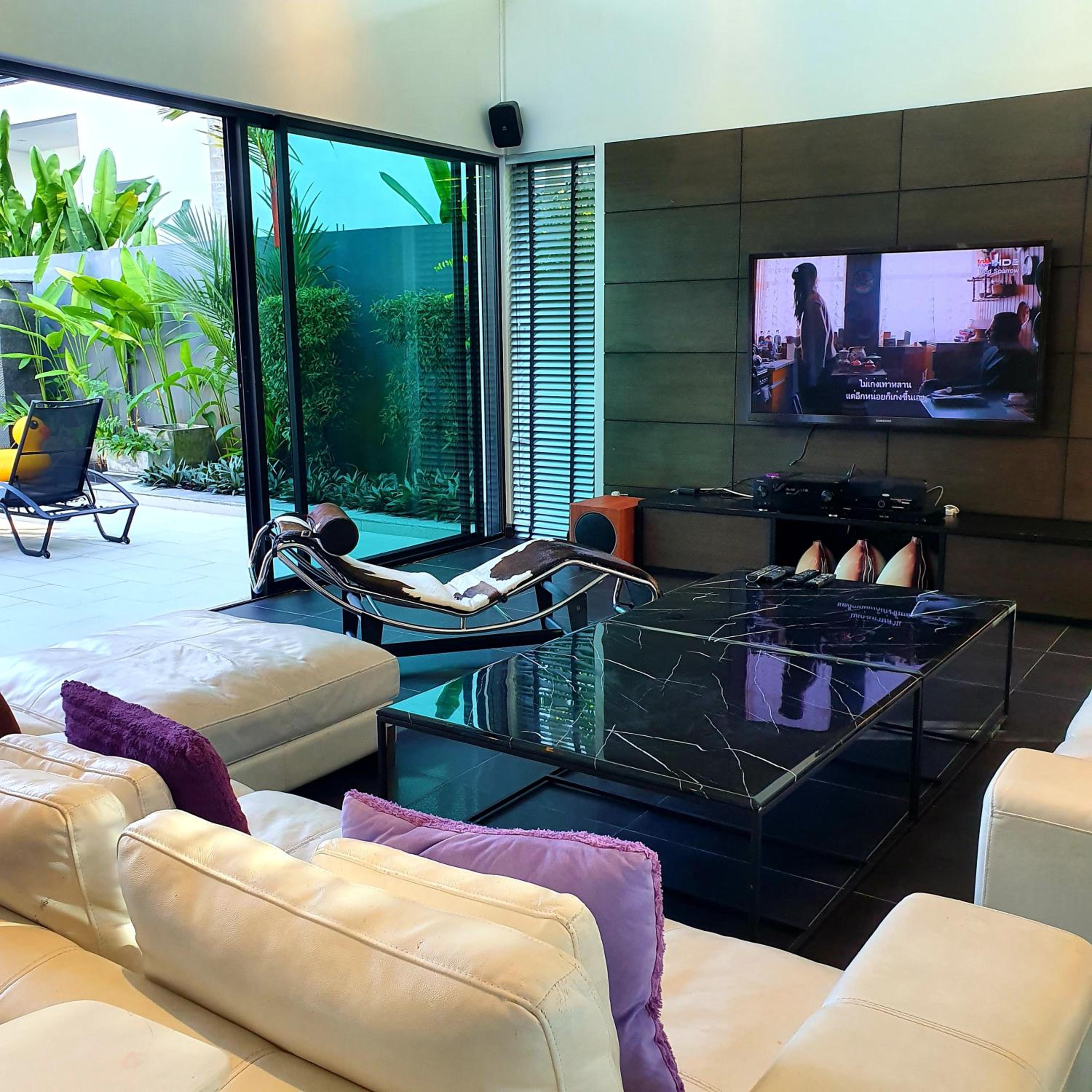 lounge