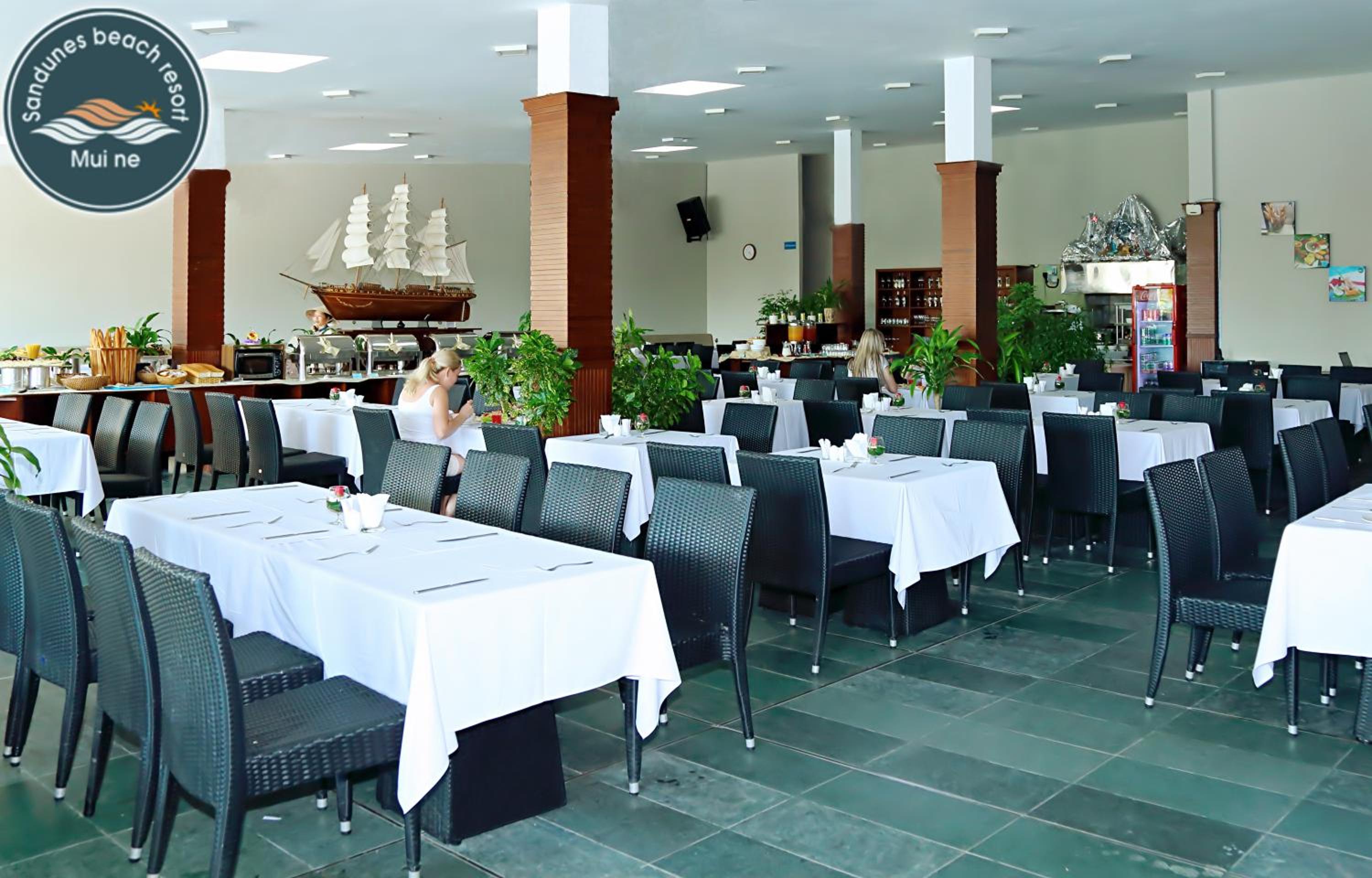 Sandunes Beach Resort & Spa