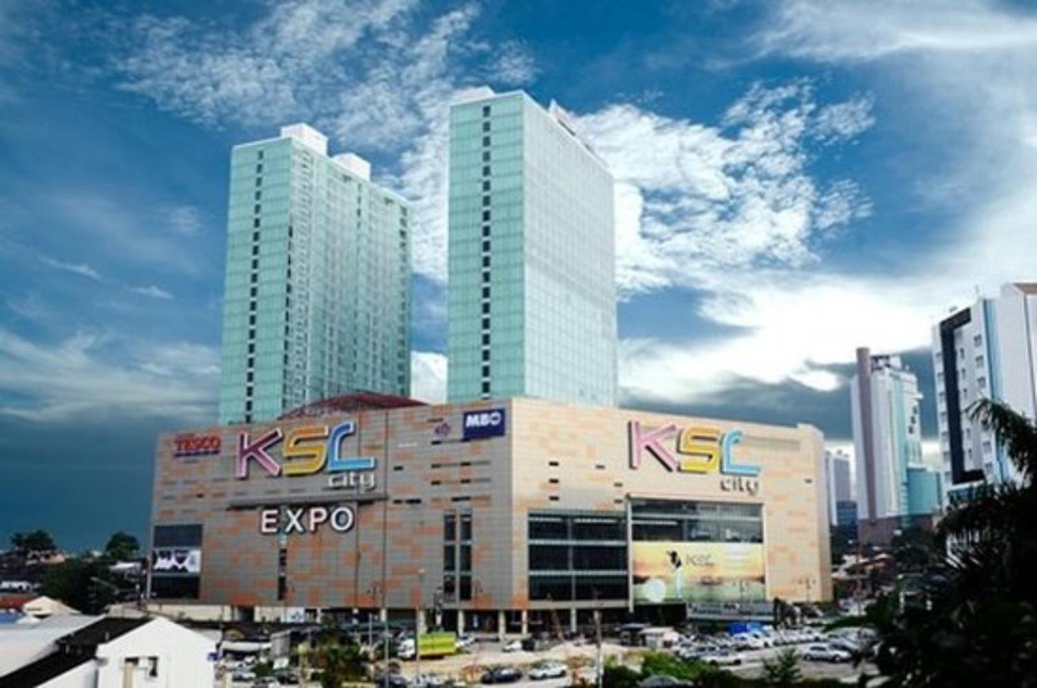 Signature Private Pool 16pax KSL Midvalley