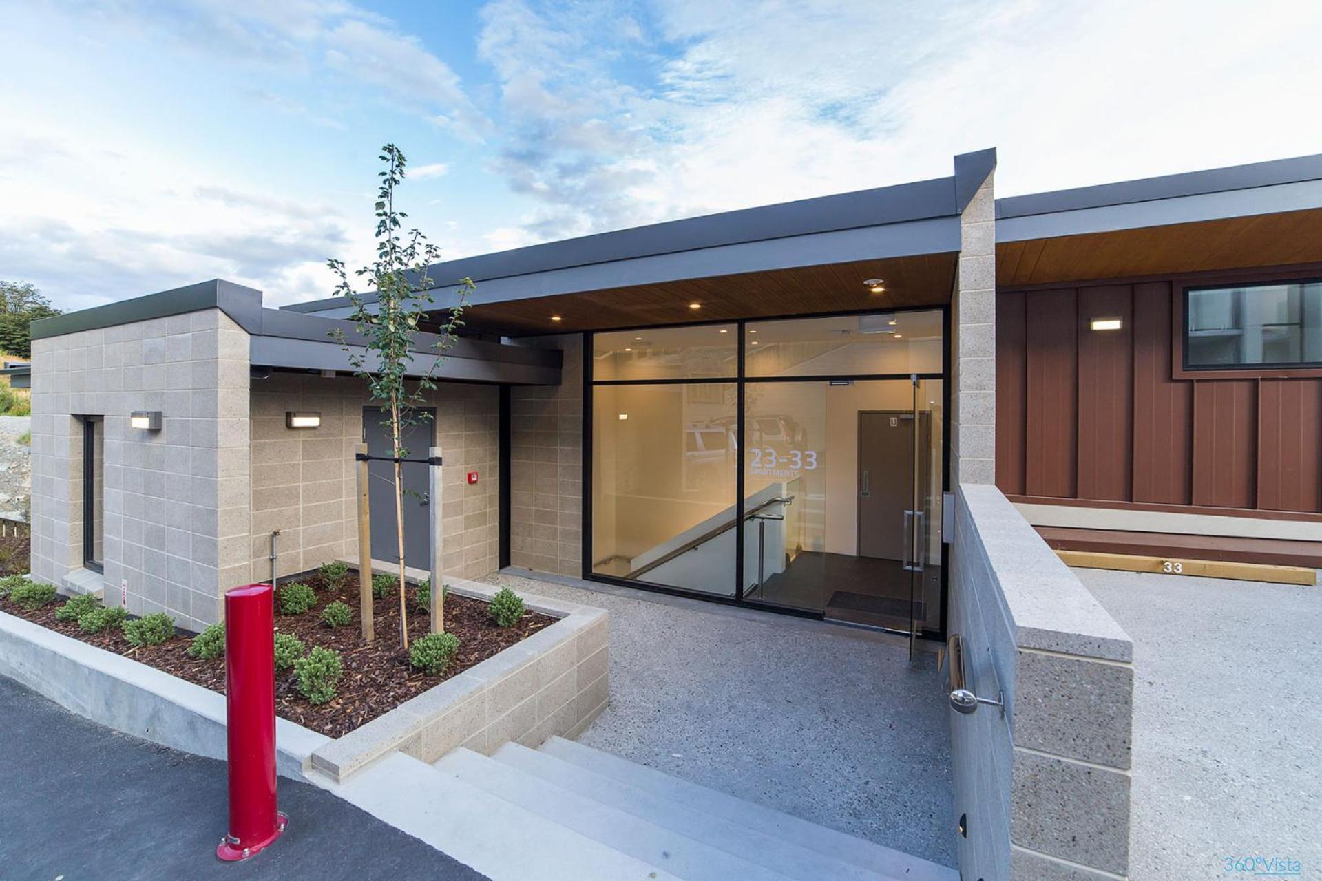 Queenstown's New Lakefront Marvel