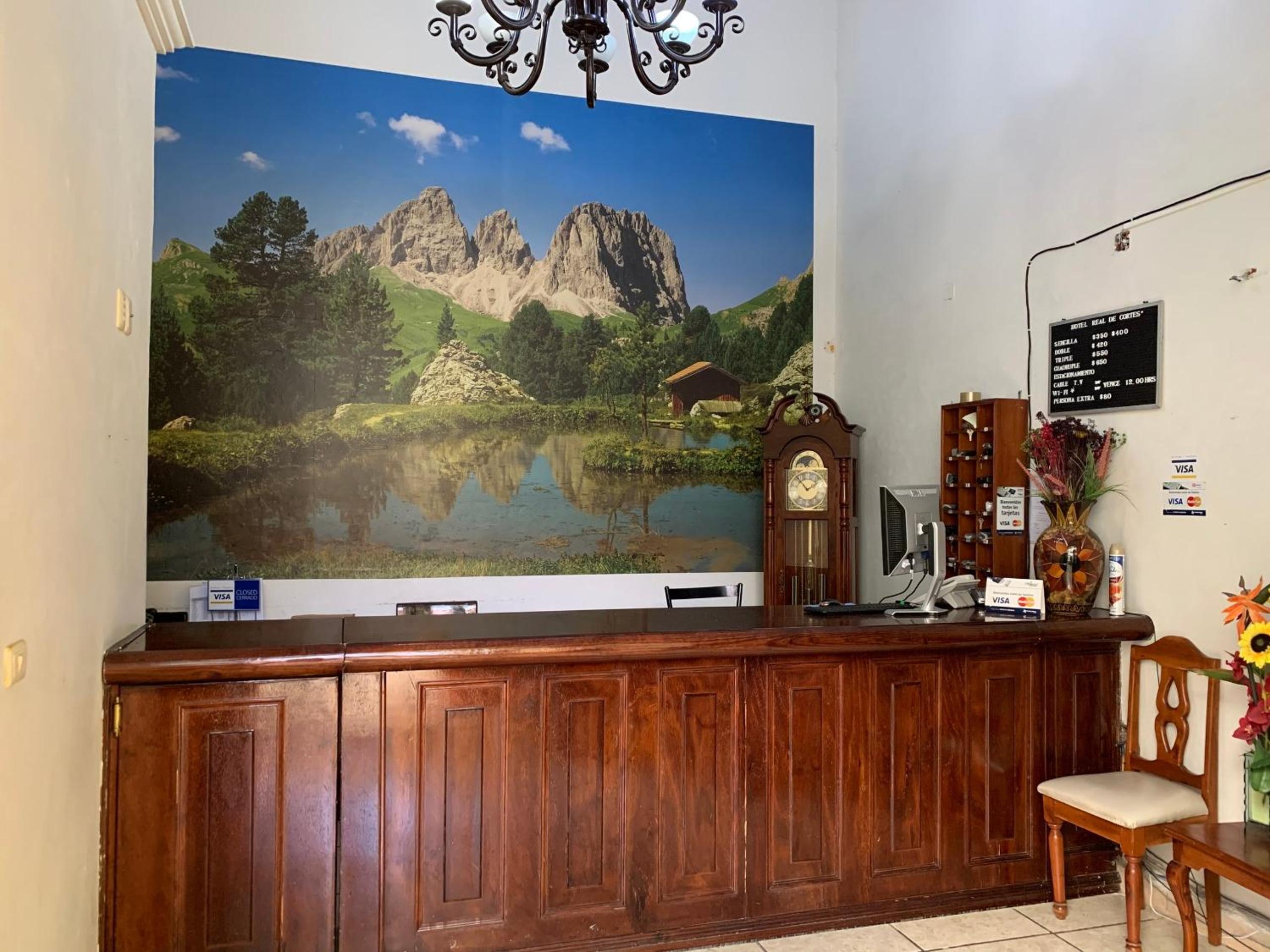 Xalapa Vacations - OYO Hotel Real de Cortes - Property Image 5