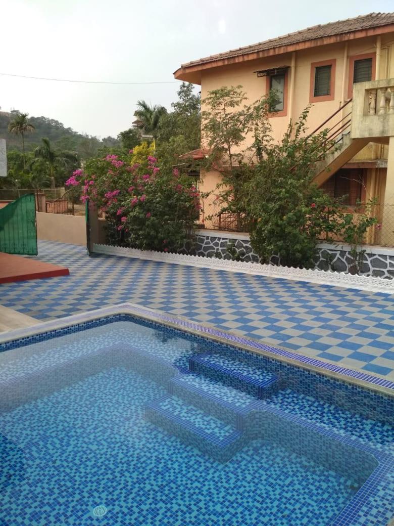 Royal Villa 3 - Luxurious 3BHK Villa with Huge Pvt Swimming Pool view 4