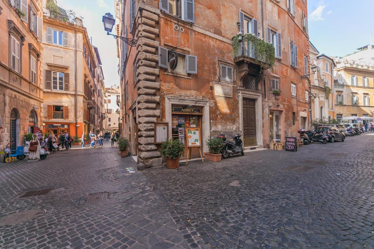 Domus Lupae -live in the heart of Rome