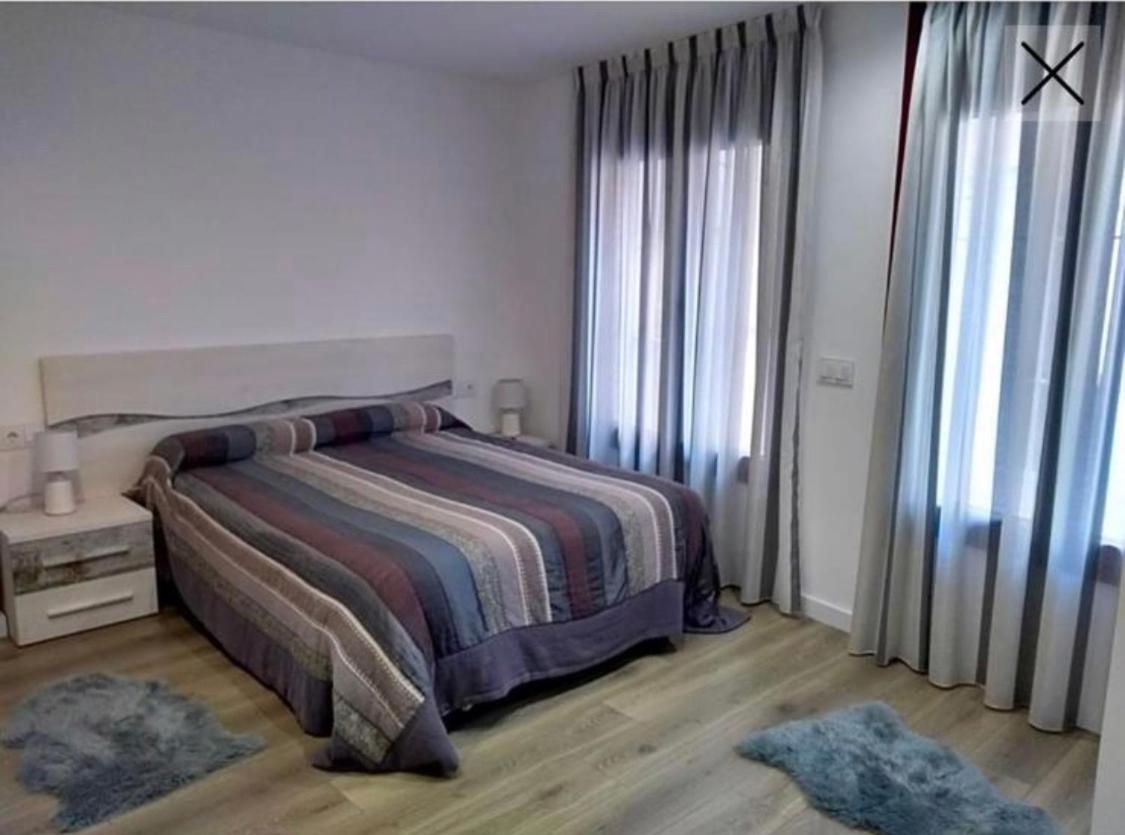 Apartamento totalmente reformado en 1ª linea photo 2