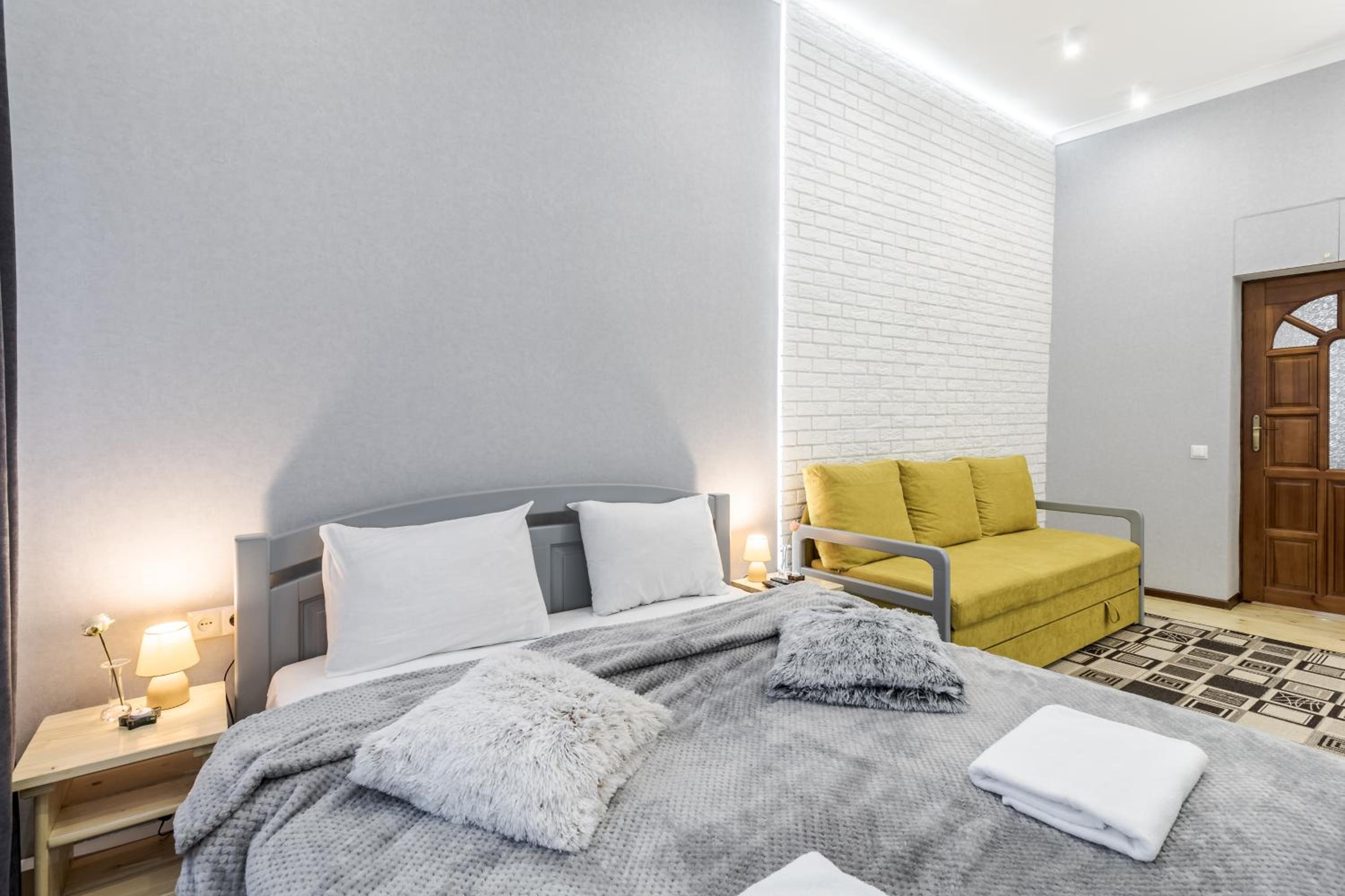 Chornovola blue apartment view 4