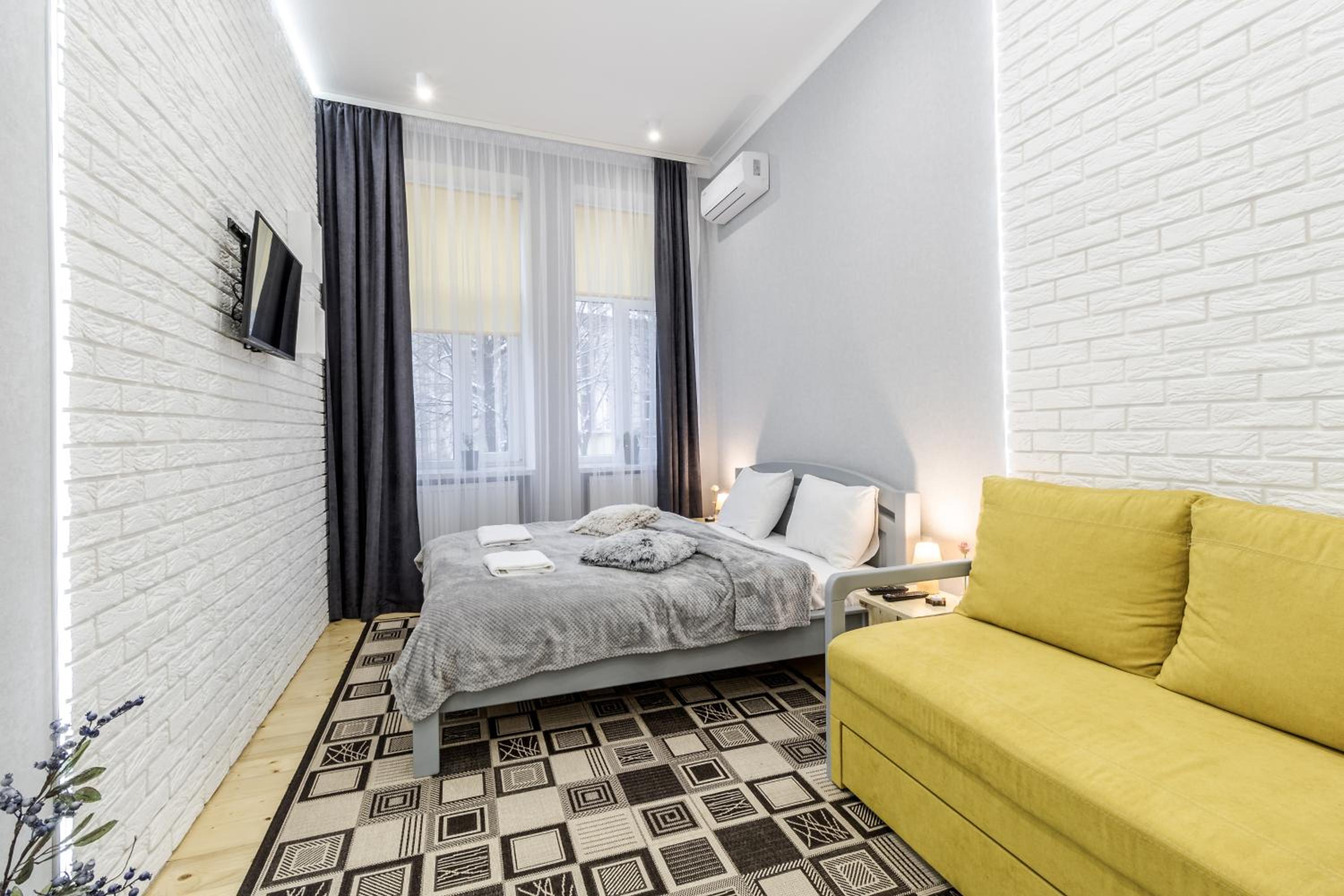Chornovola blue apartment view 2