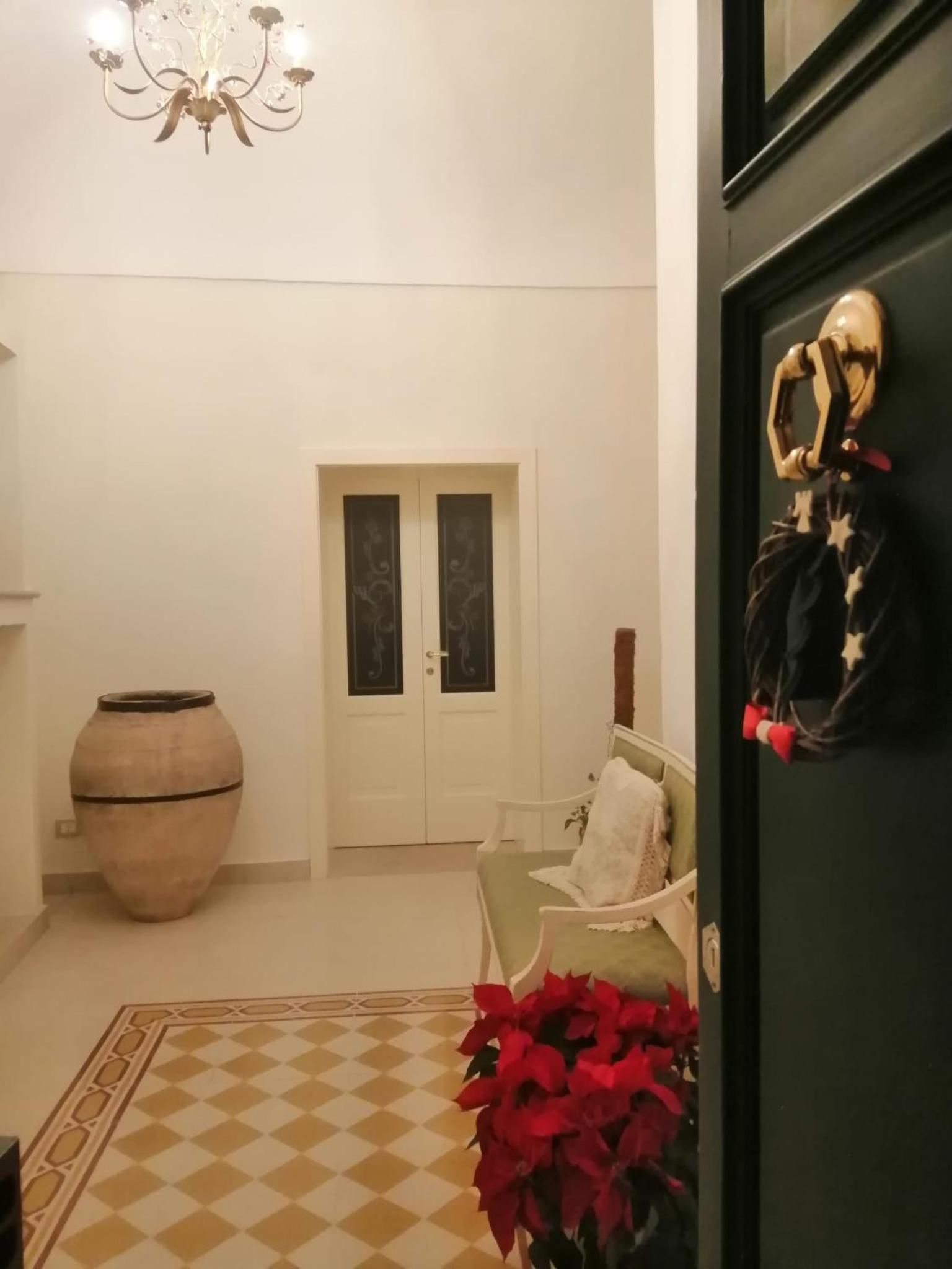 Hotel Casa Mireio - Image 1