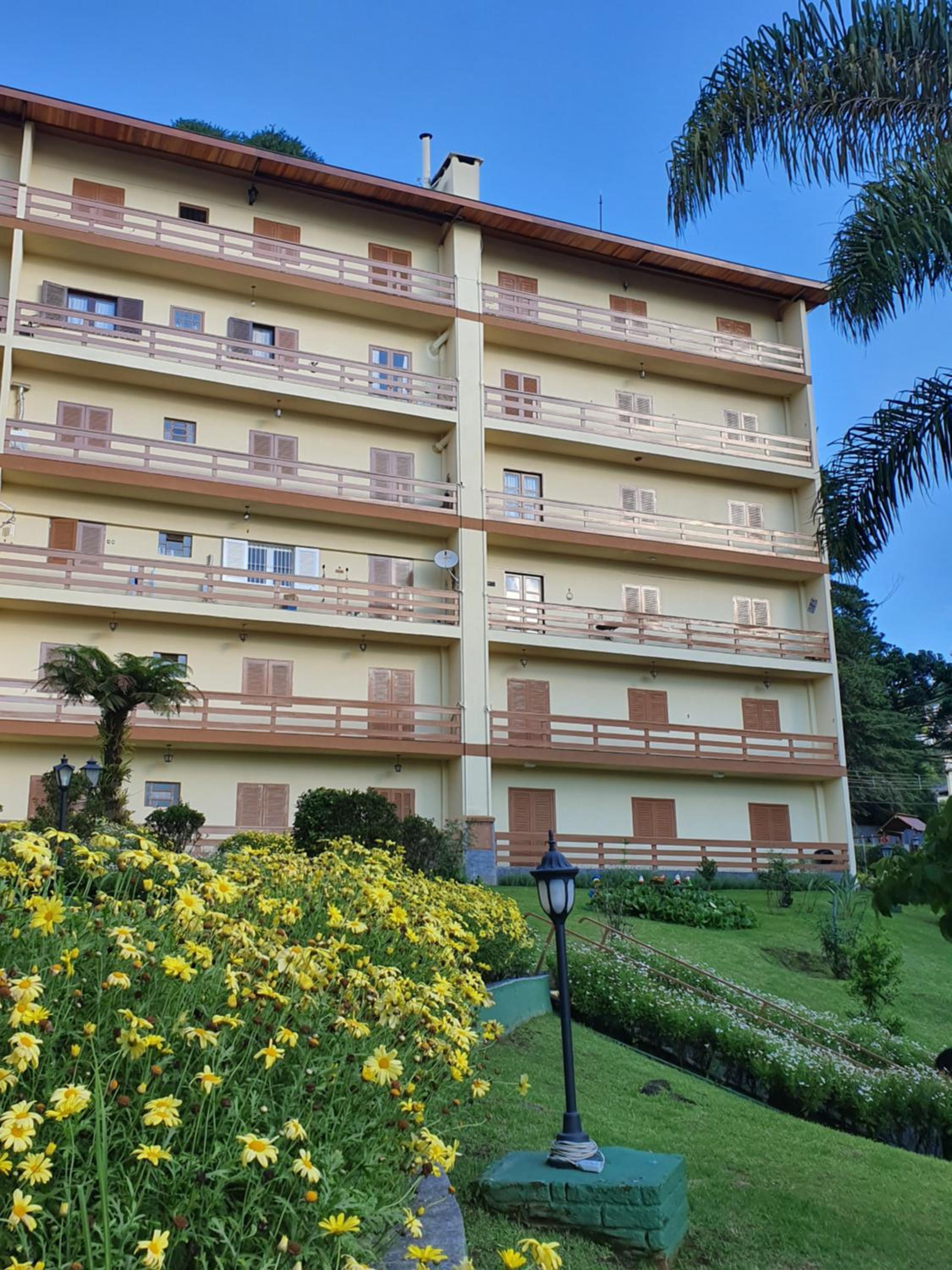 Apartamento no Capivari com Elevador