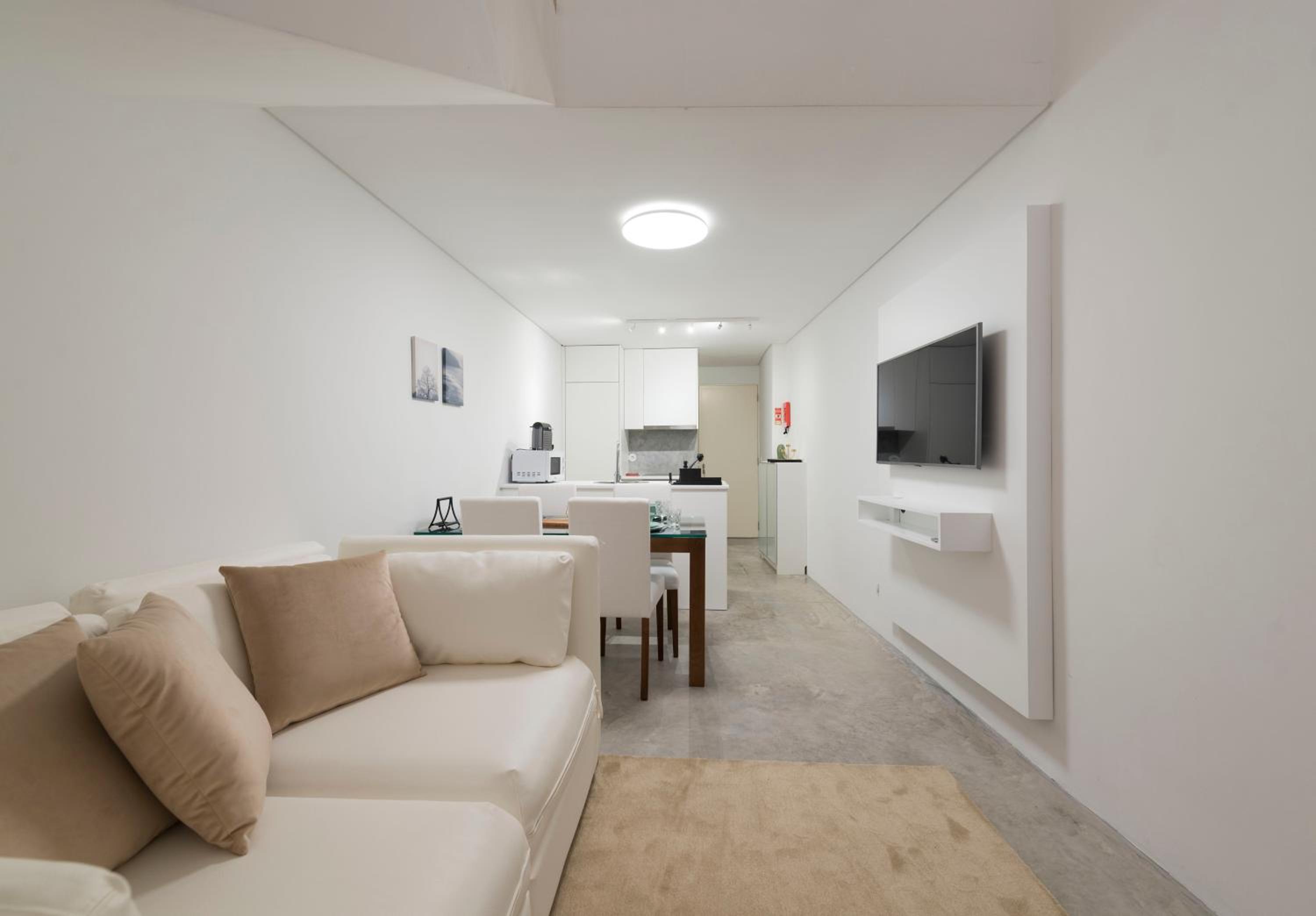 LovelyStay - Hidden & Quiet Duplex next to São Bento Station view 5