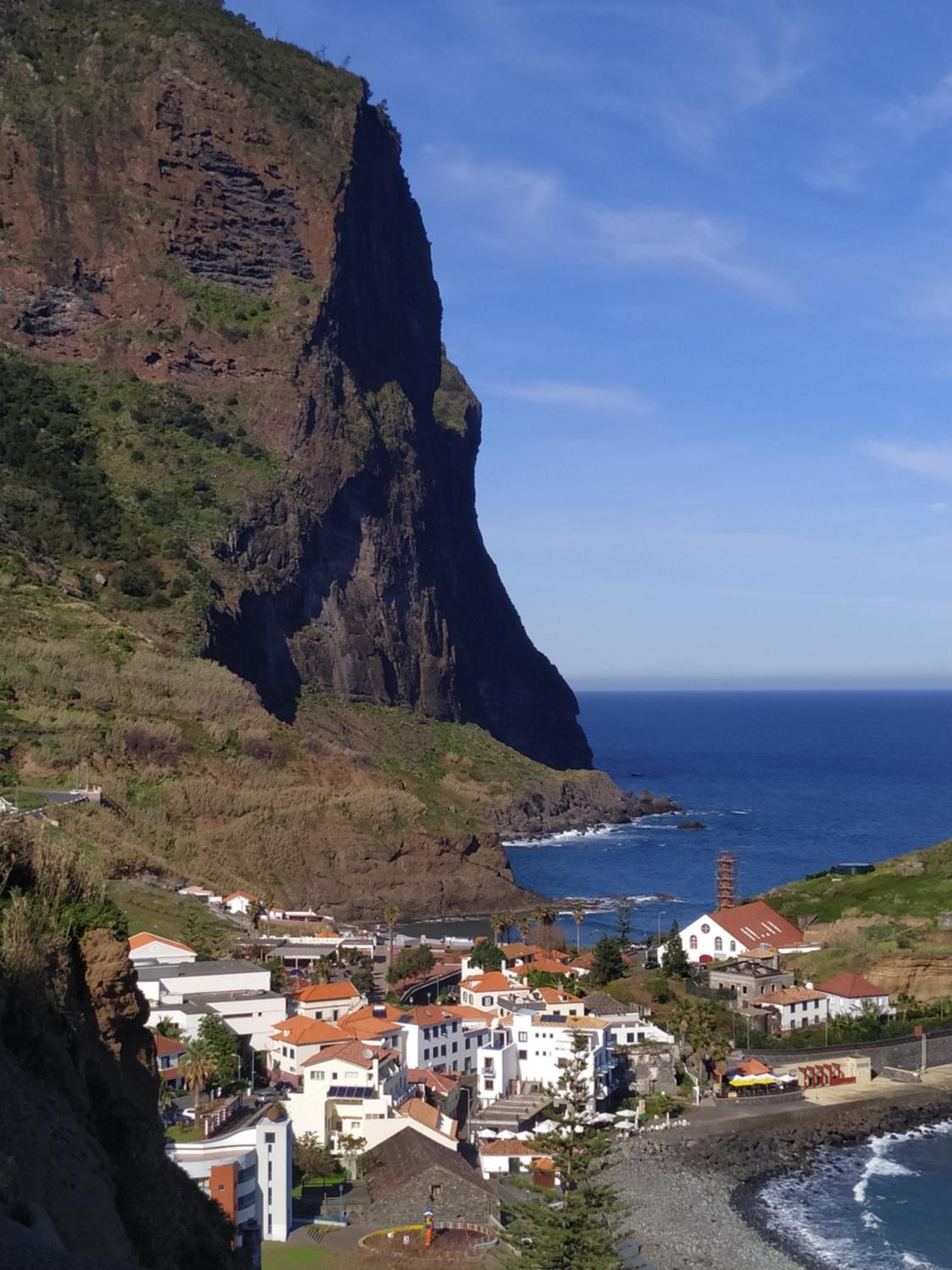 Souza Beach Apartment - Porto da Cruz - Studio & Suite view 5