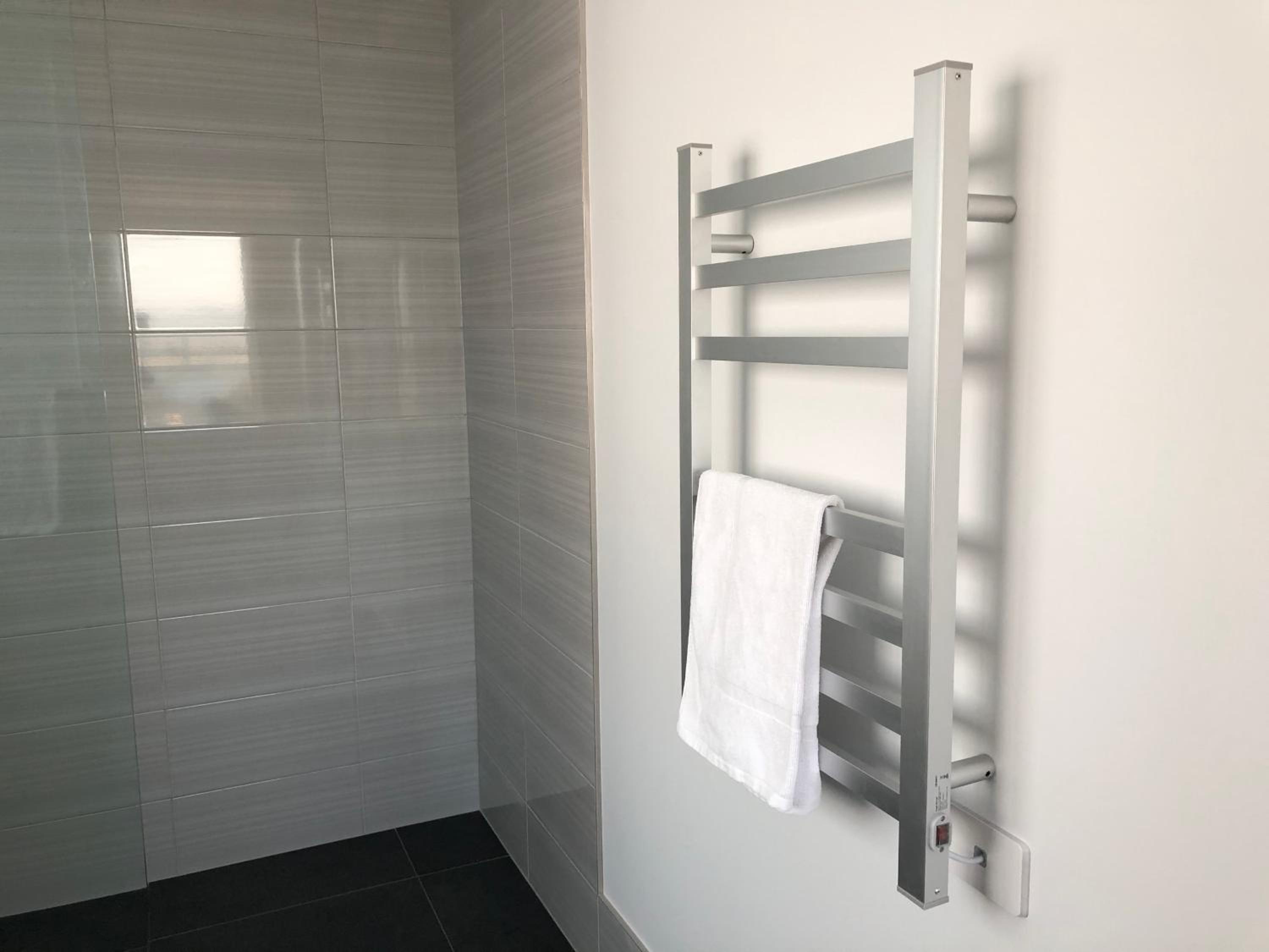 BINALONG BRAE @ Bay of Fires Two bedroom both with ensuites