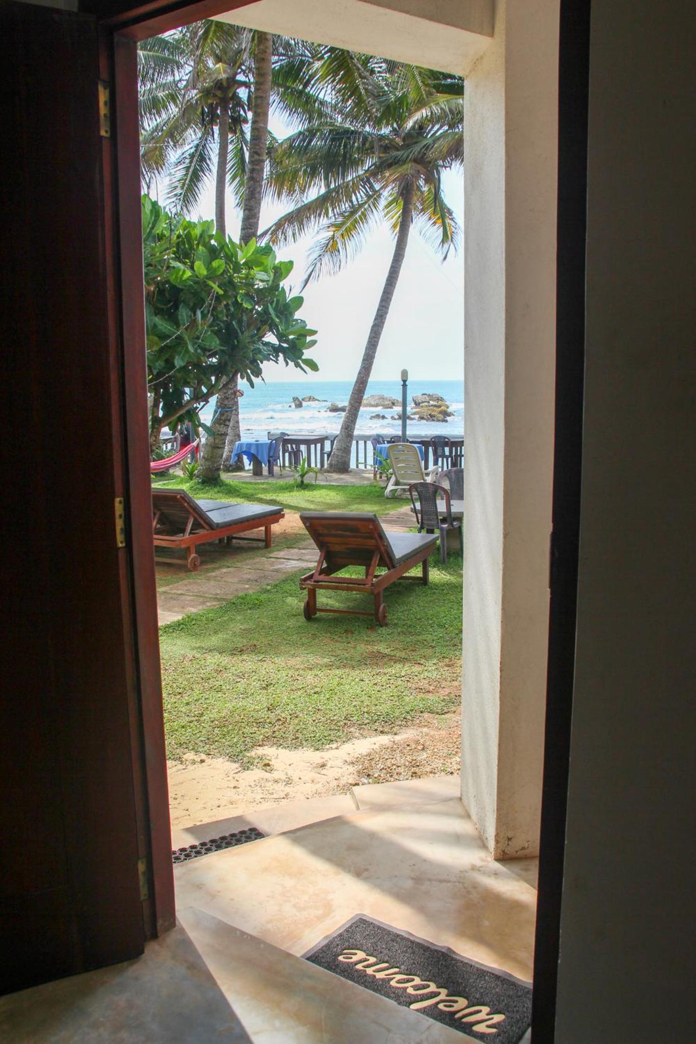 Shanthi Beach Resort