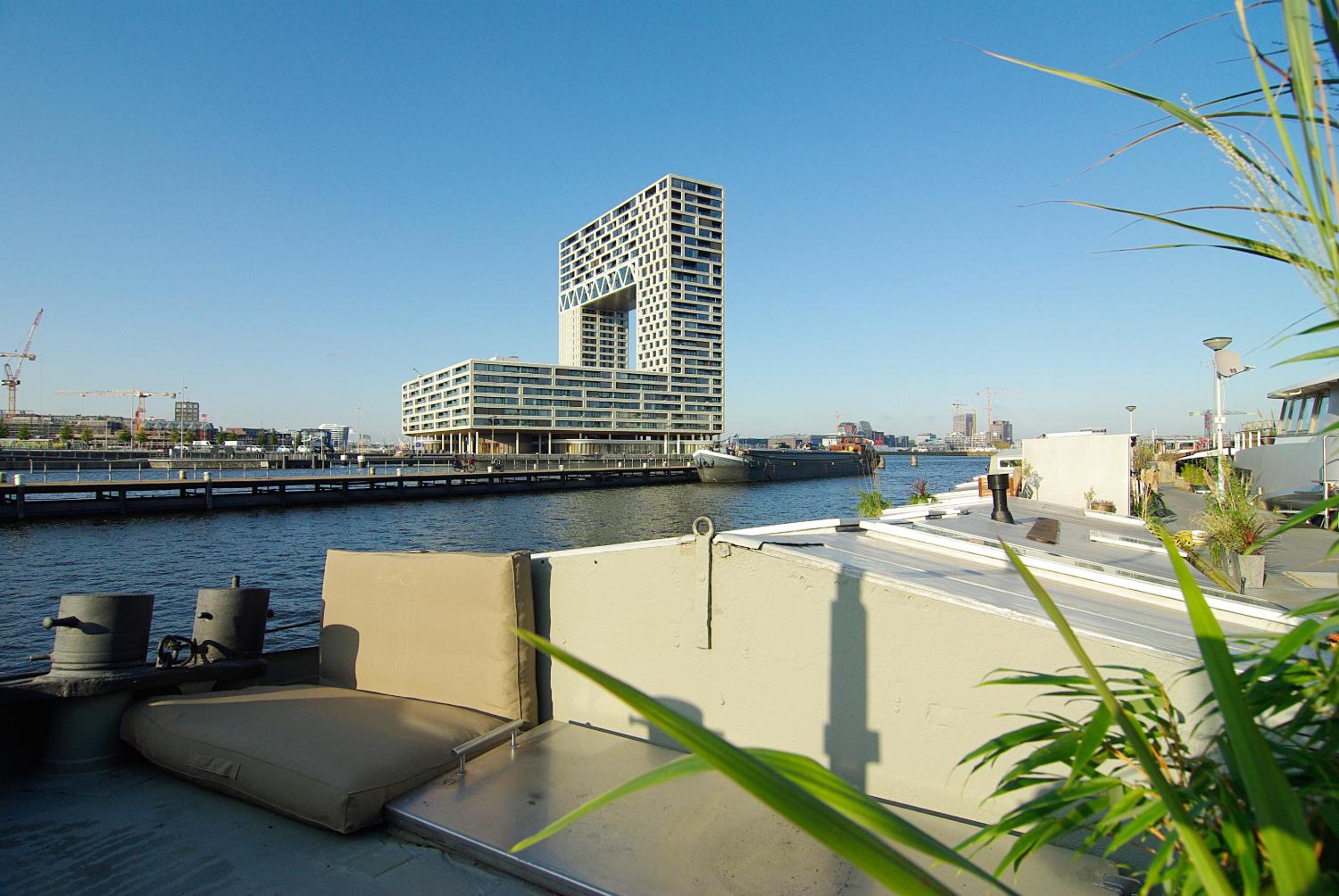Eco HouseBoat