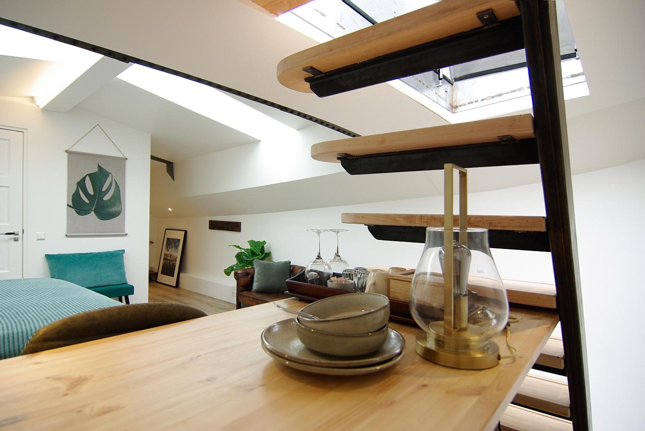 Eco HouseBoat