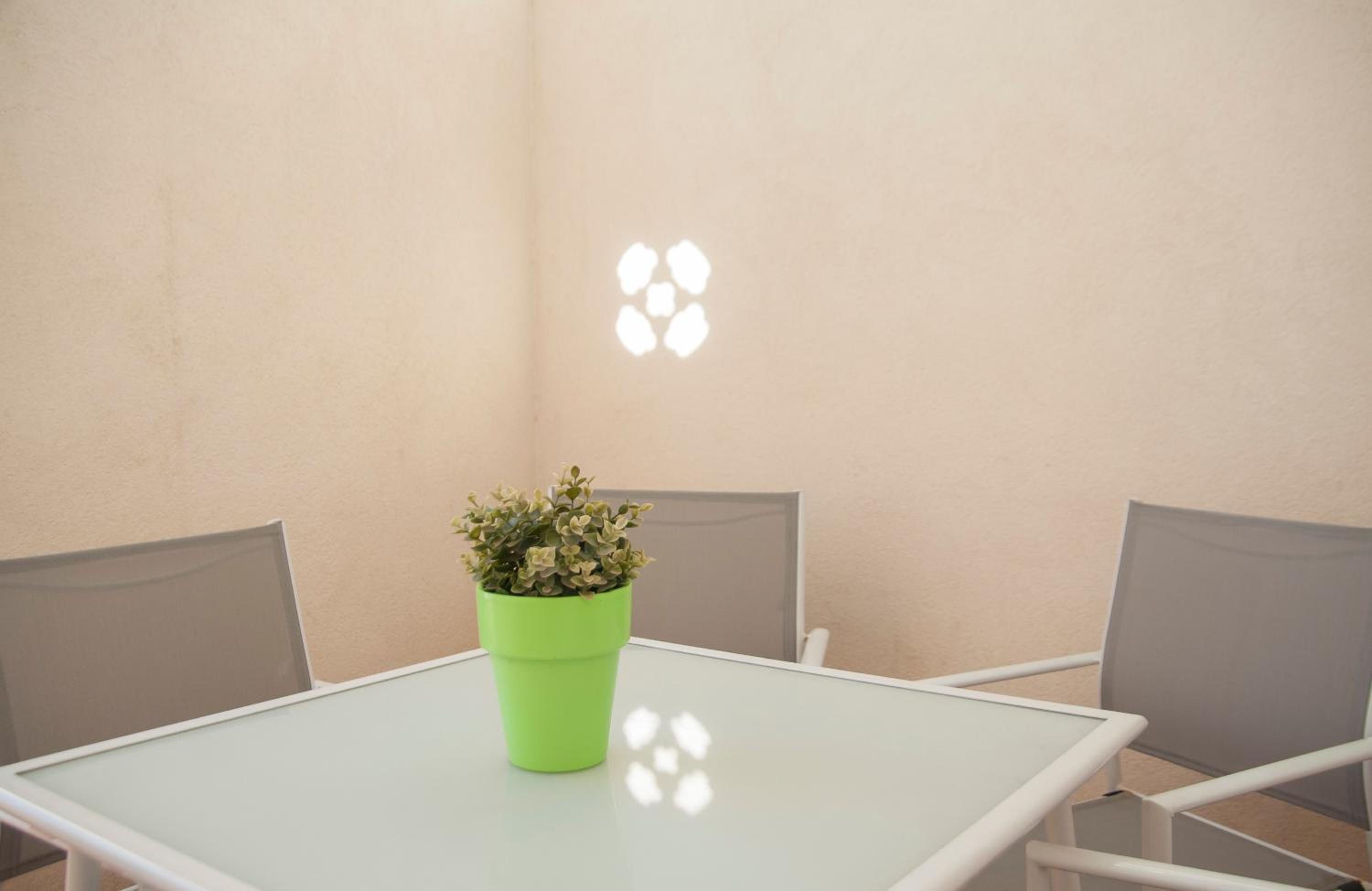 Feel at Sants Apartments