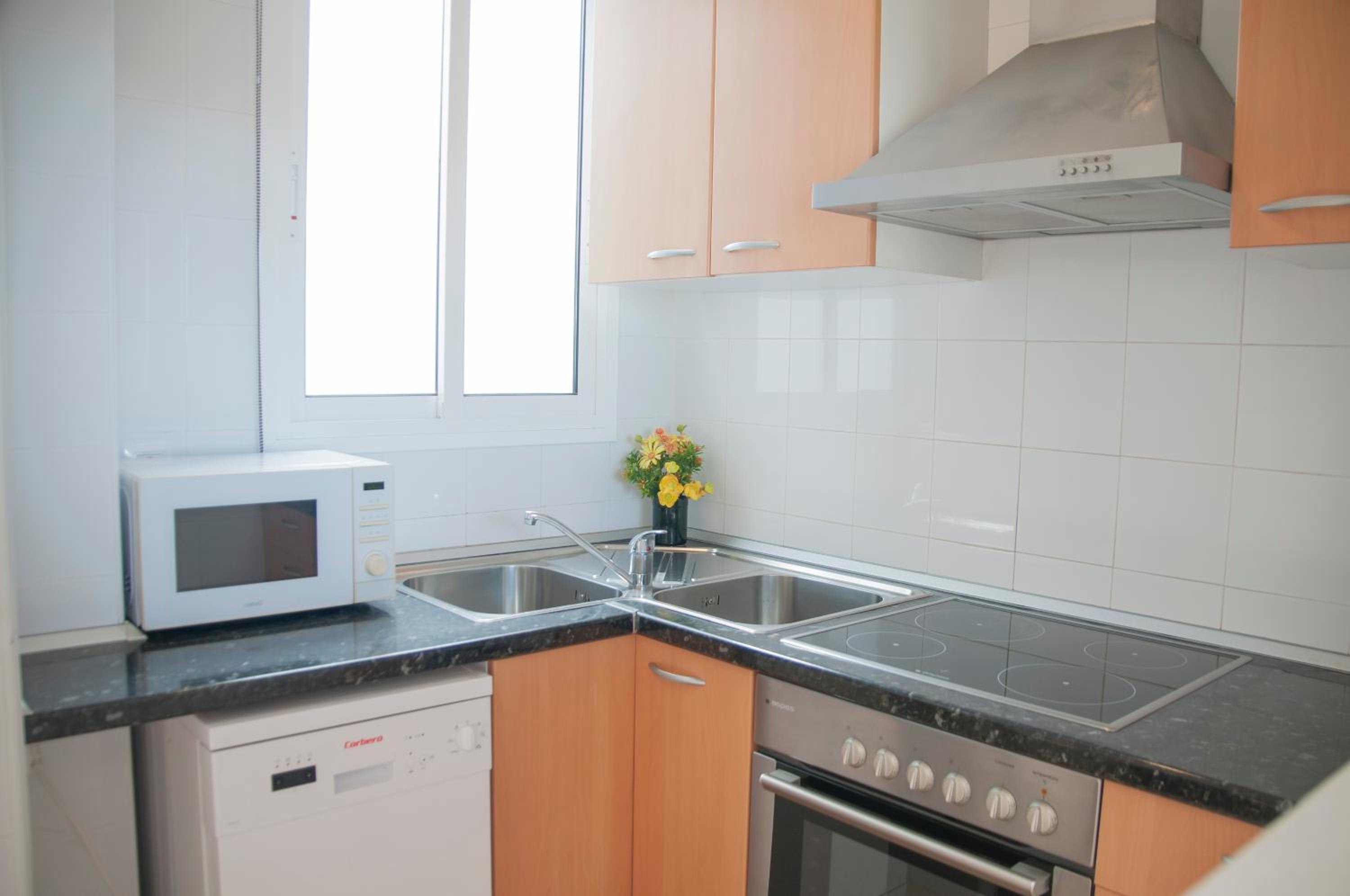 Feel at Sants Apartments