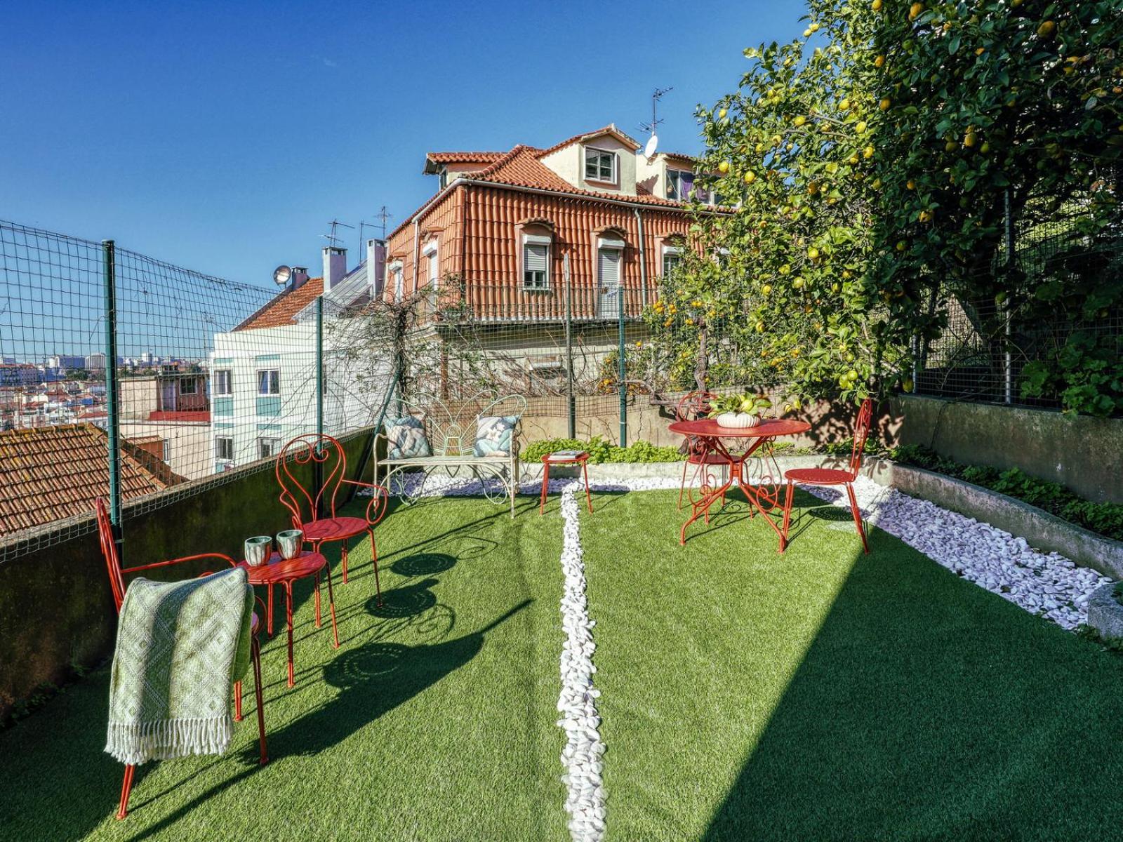 Lisbon Graça Terrace