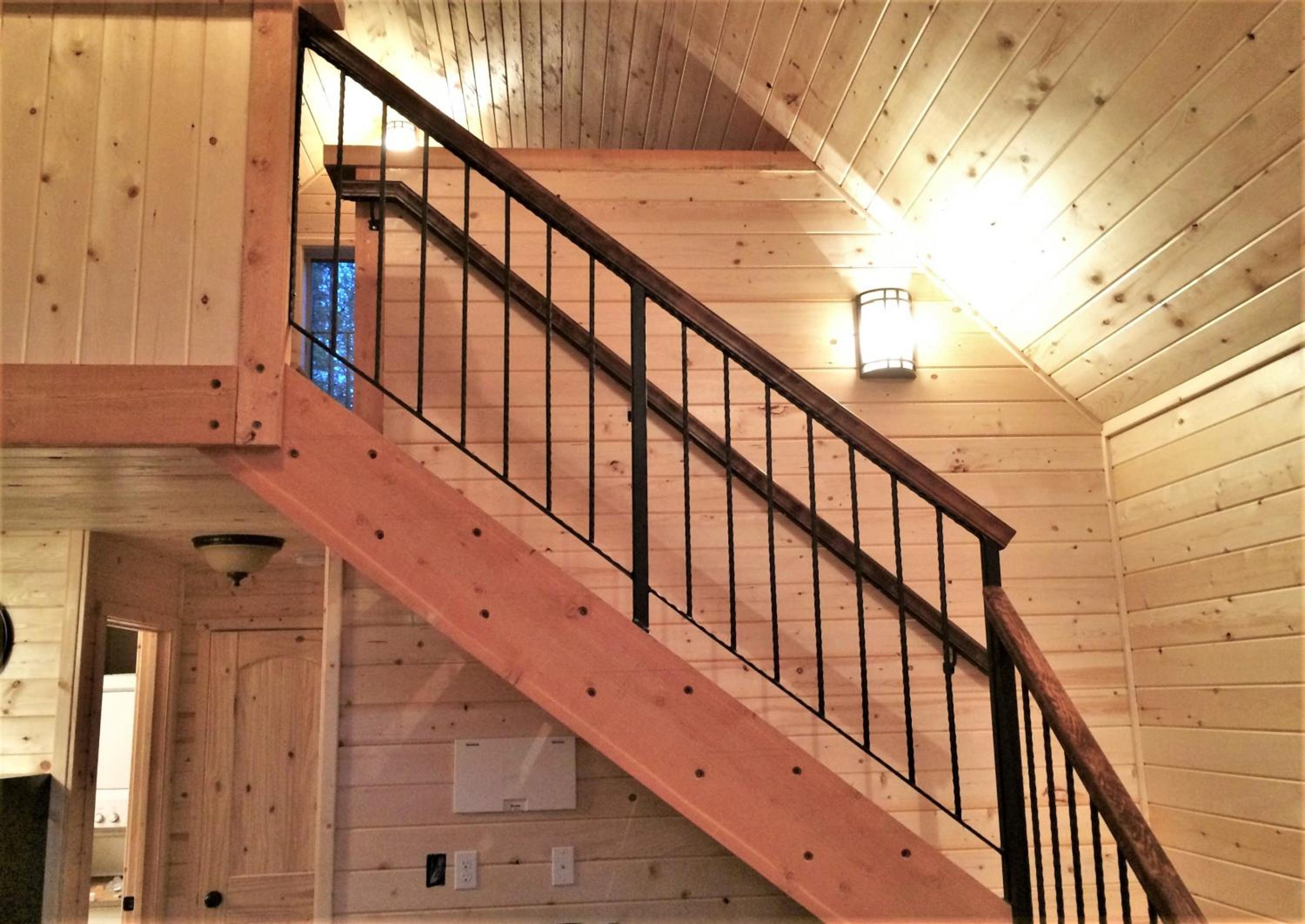 The Ridge At Glacier - Luxury Cabins view 5
