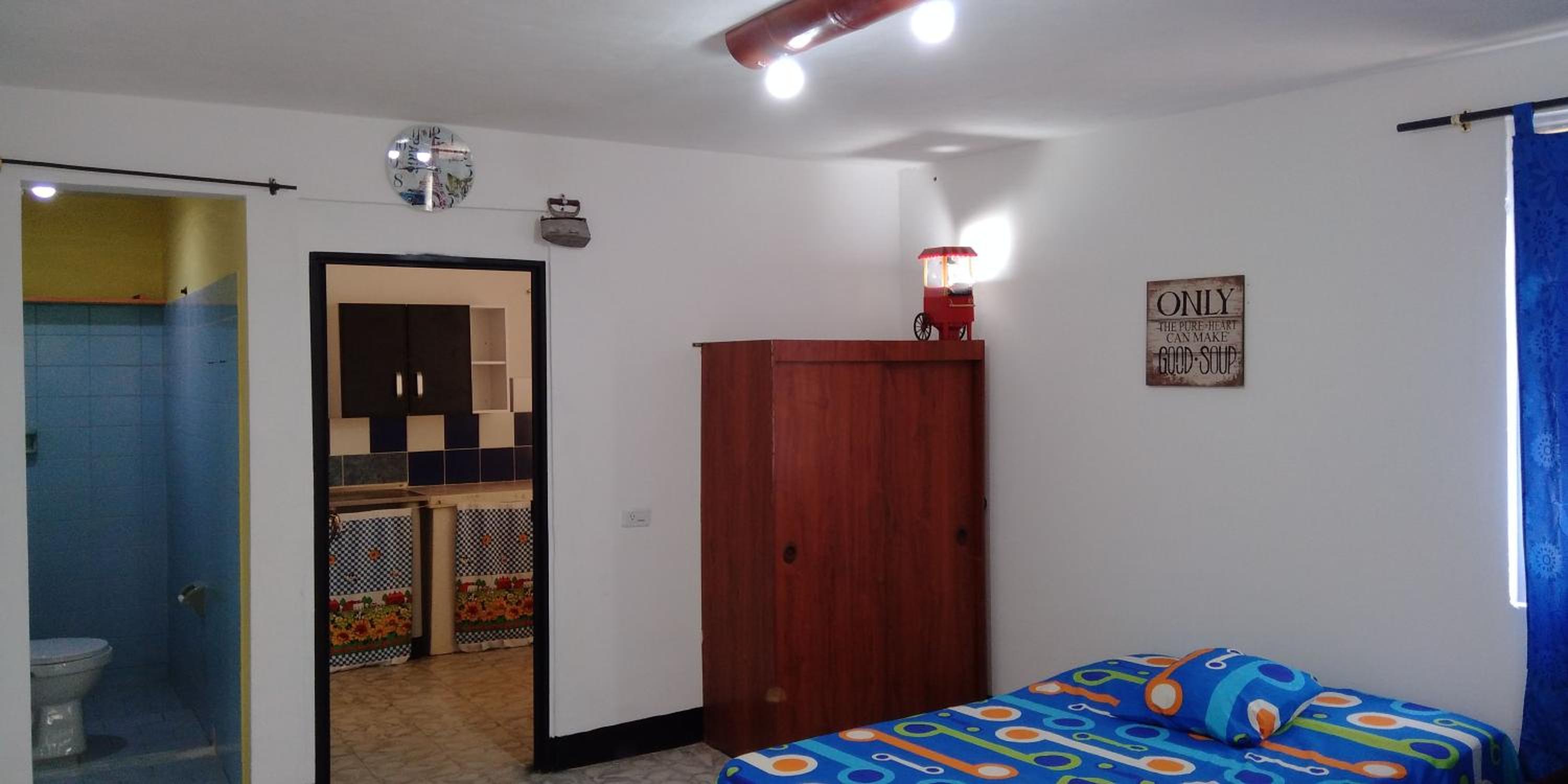 Photo 12