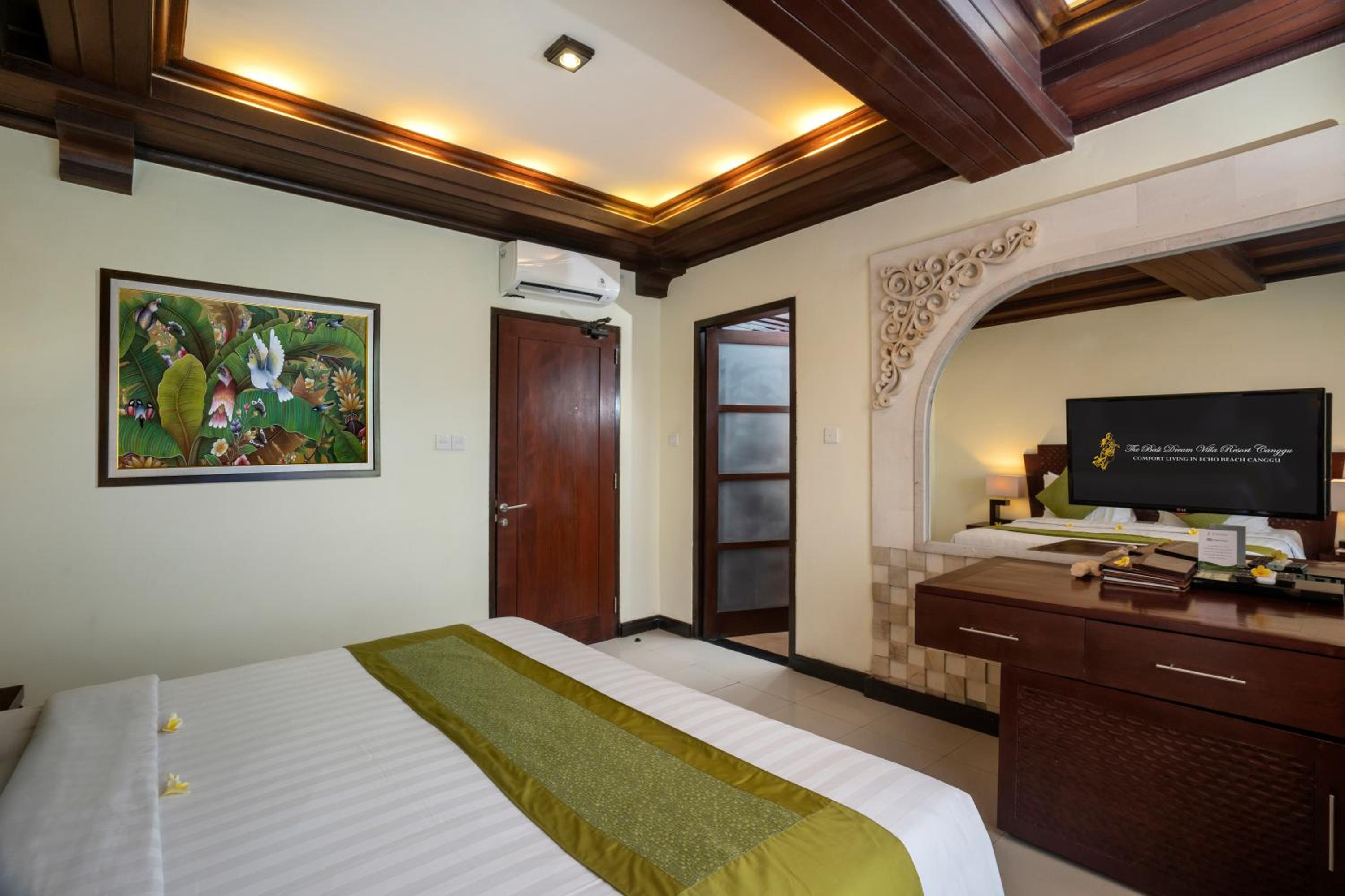 The Bali Dream Villa & Resort Echo Beach Canggu — photo 35