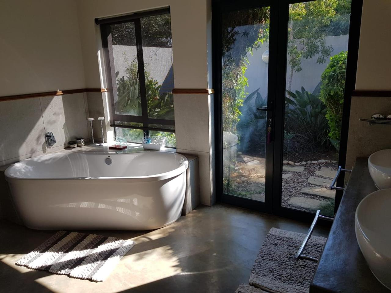 Elements Private Golf Reserve 109