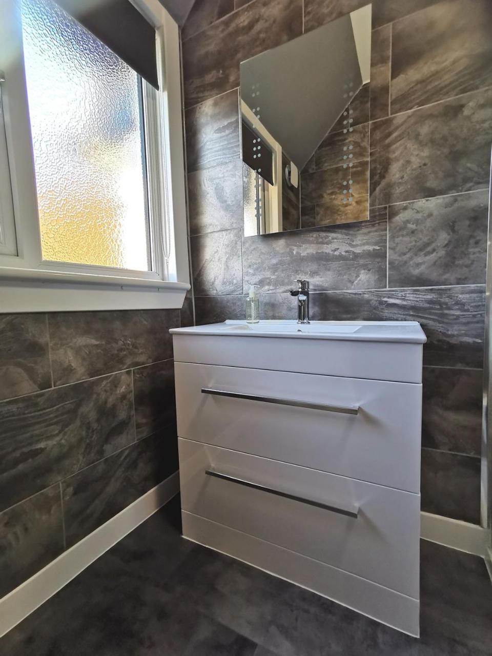 The Knowe Guest House
