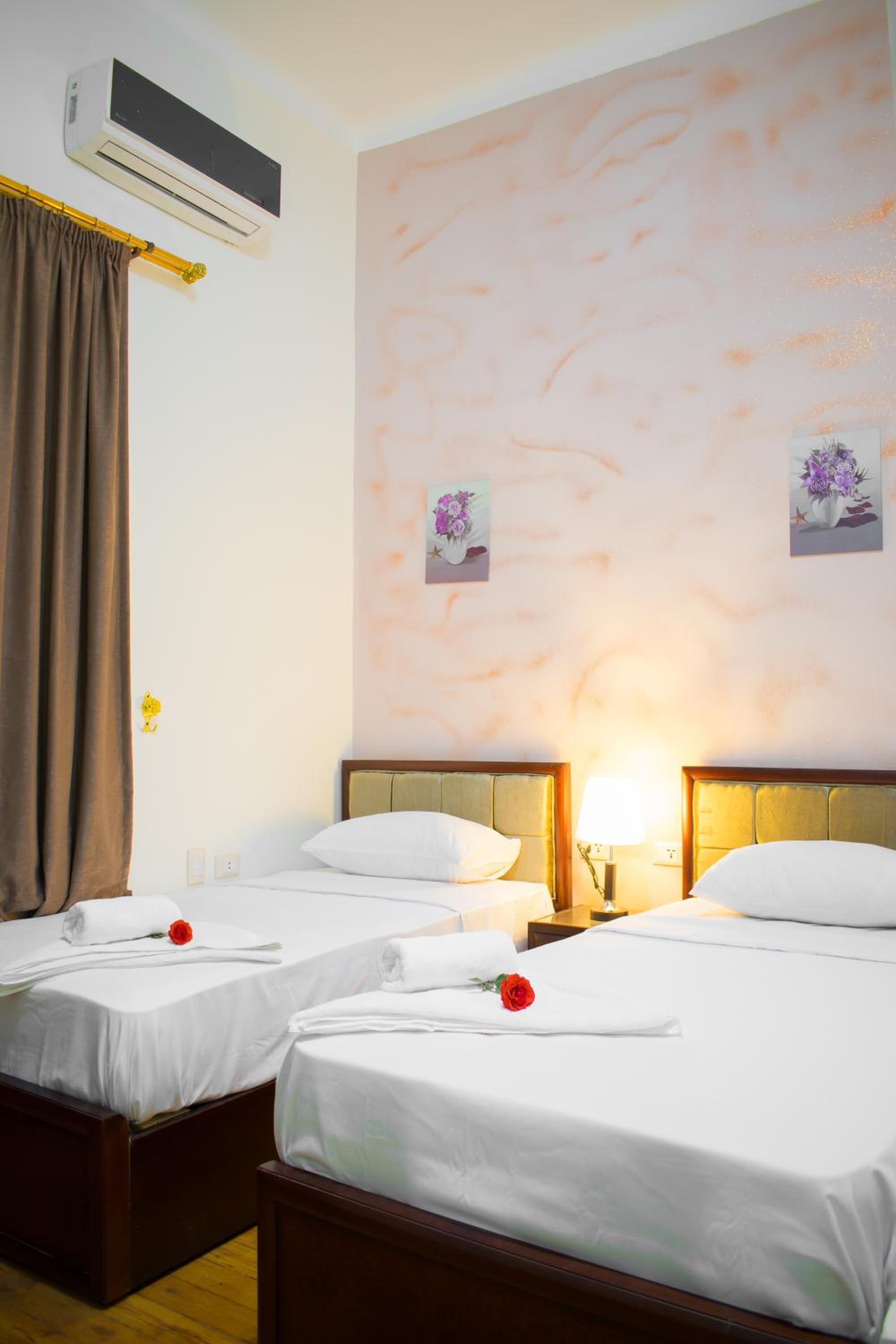 Golden Palace Hotel