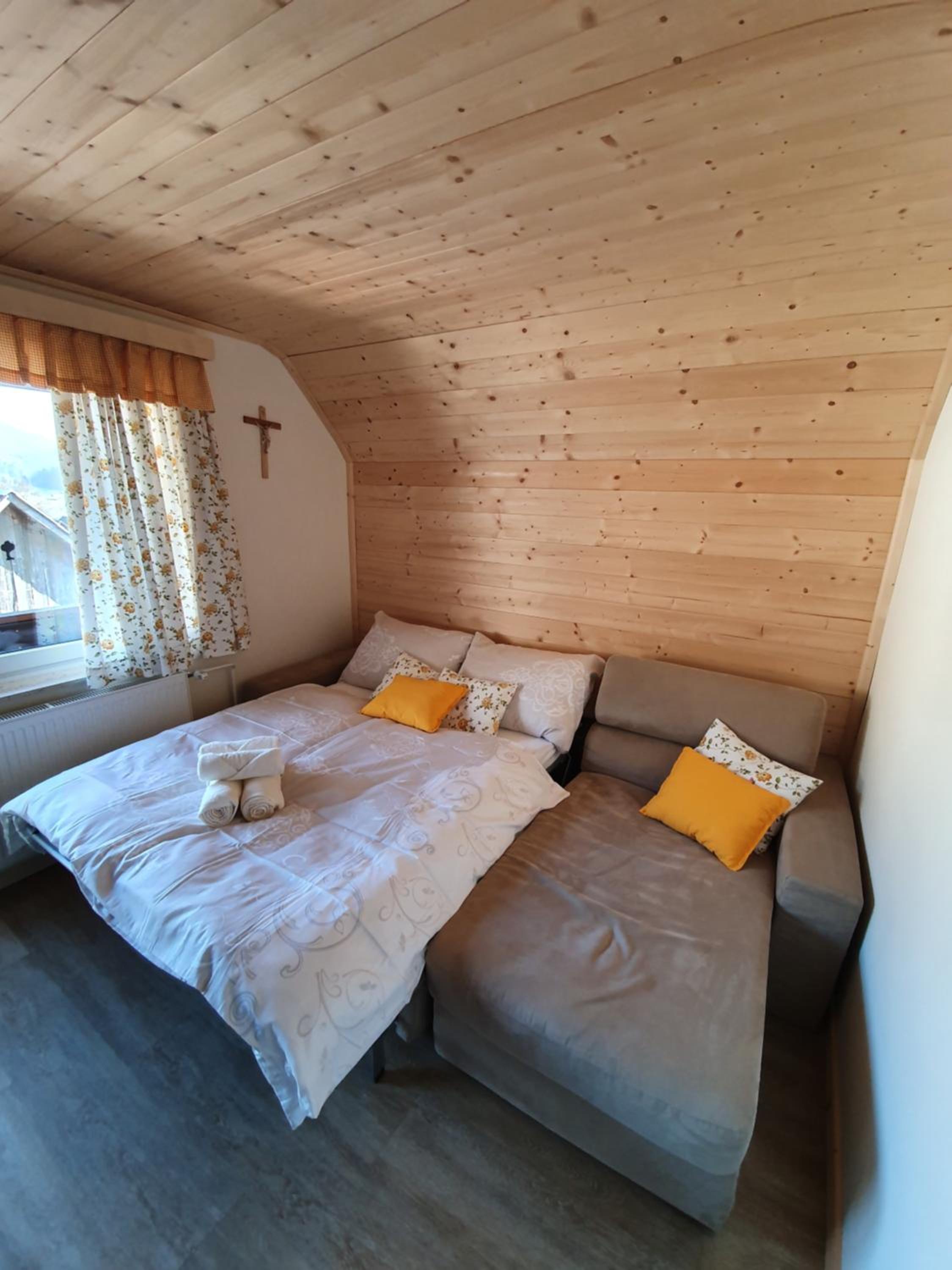 Apartmaji Pavc view 2