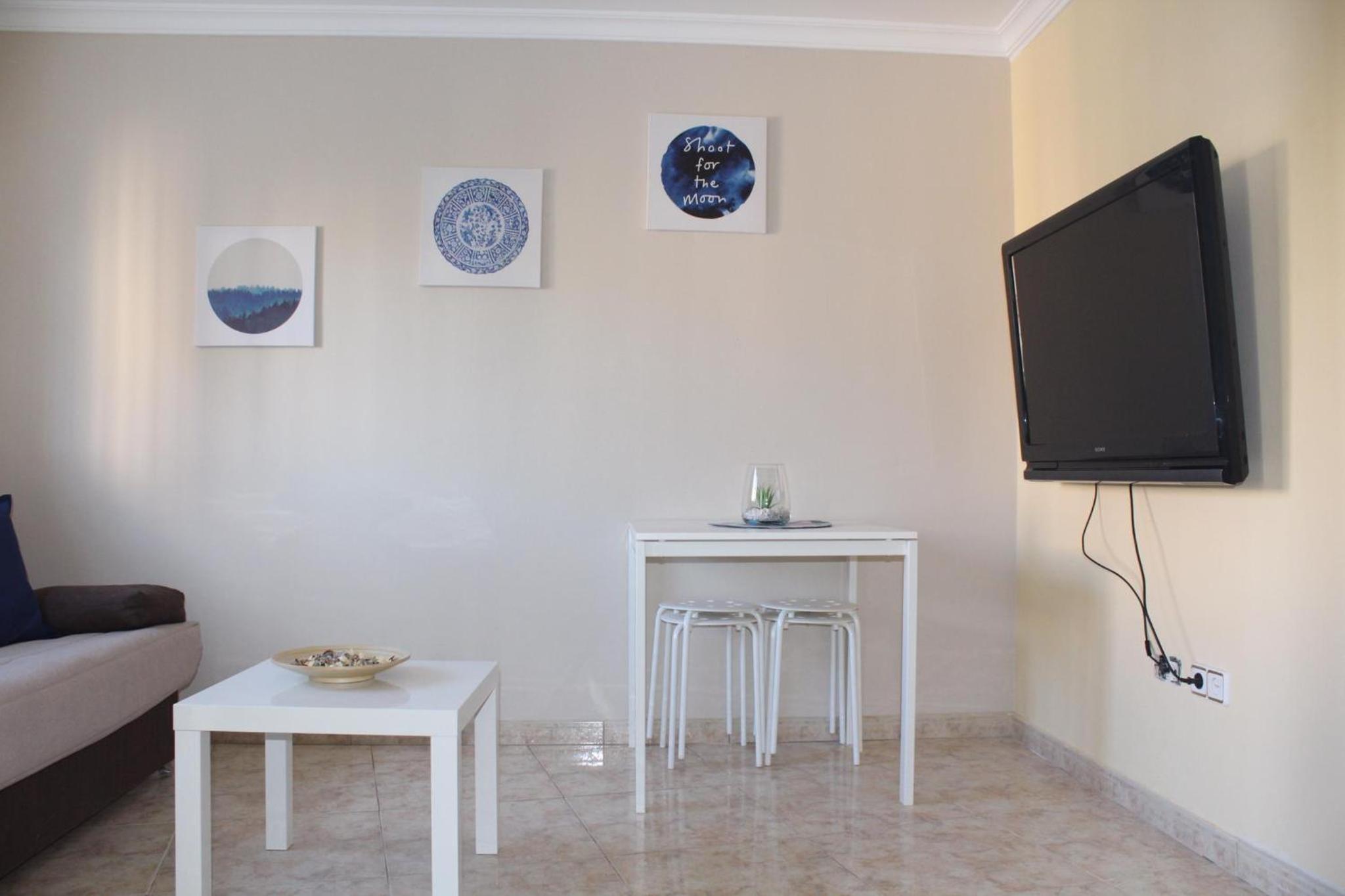 Nice and New Studio with balcony close to the city 2ºB